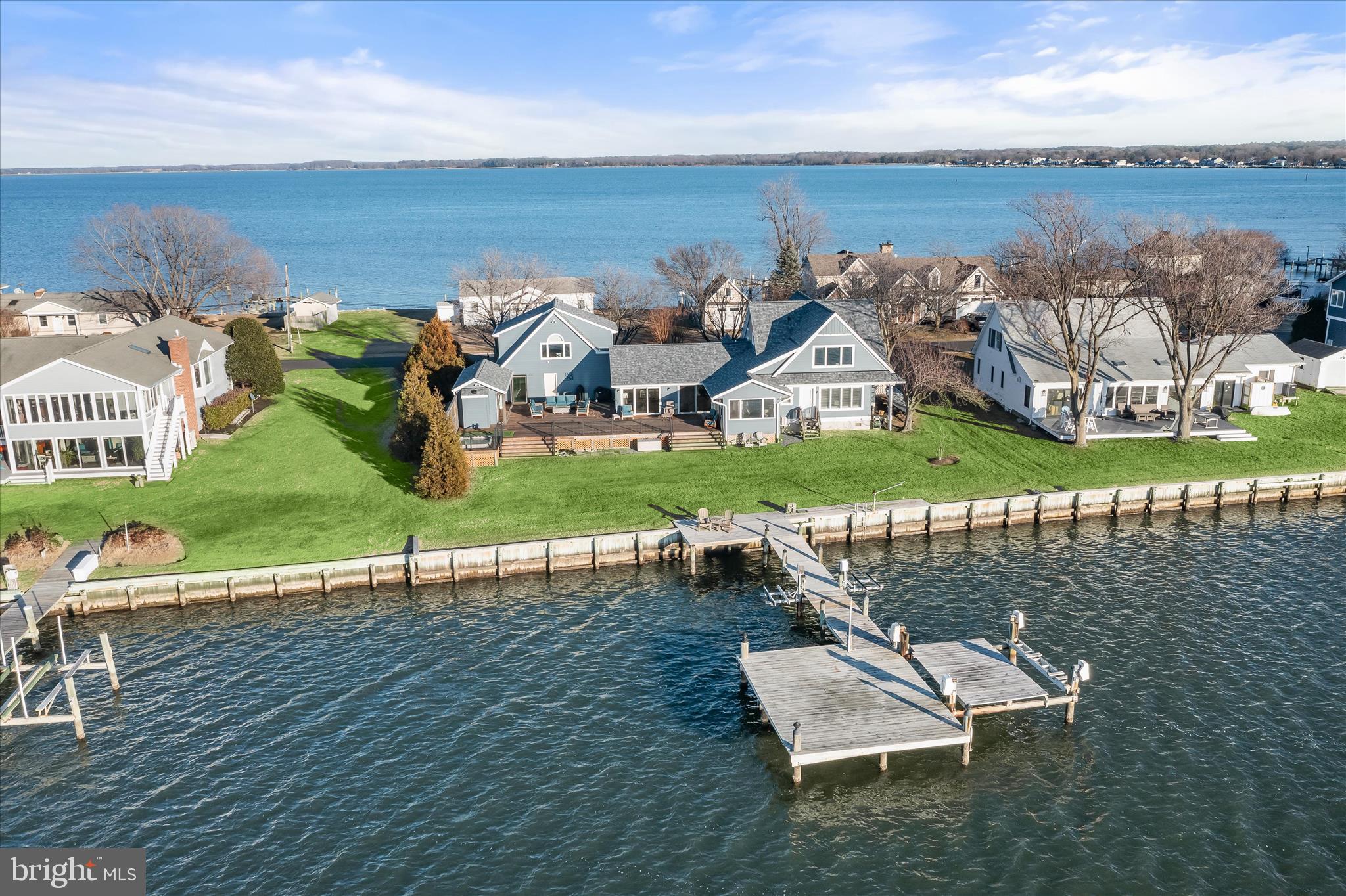 LONG POINT - Residential