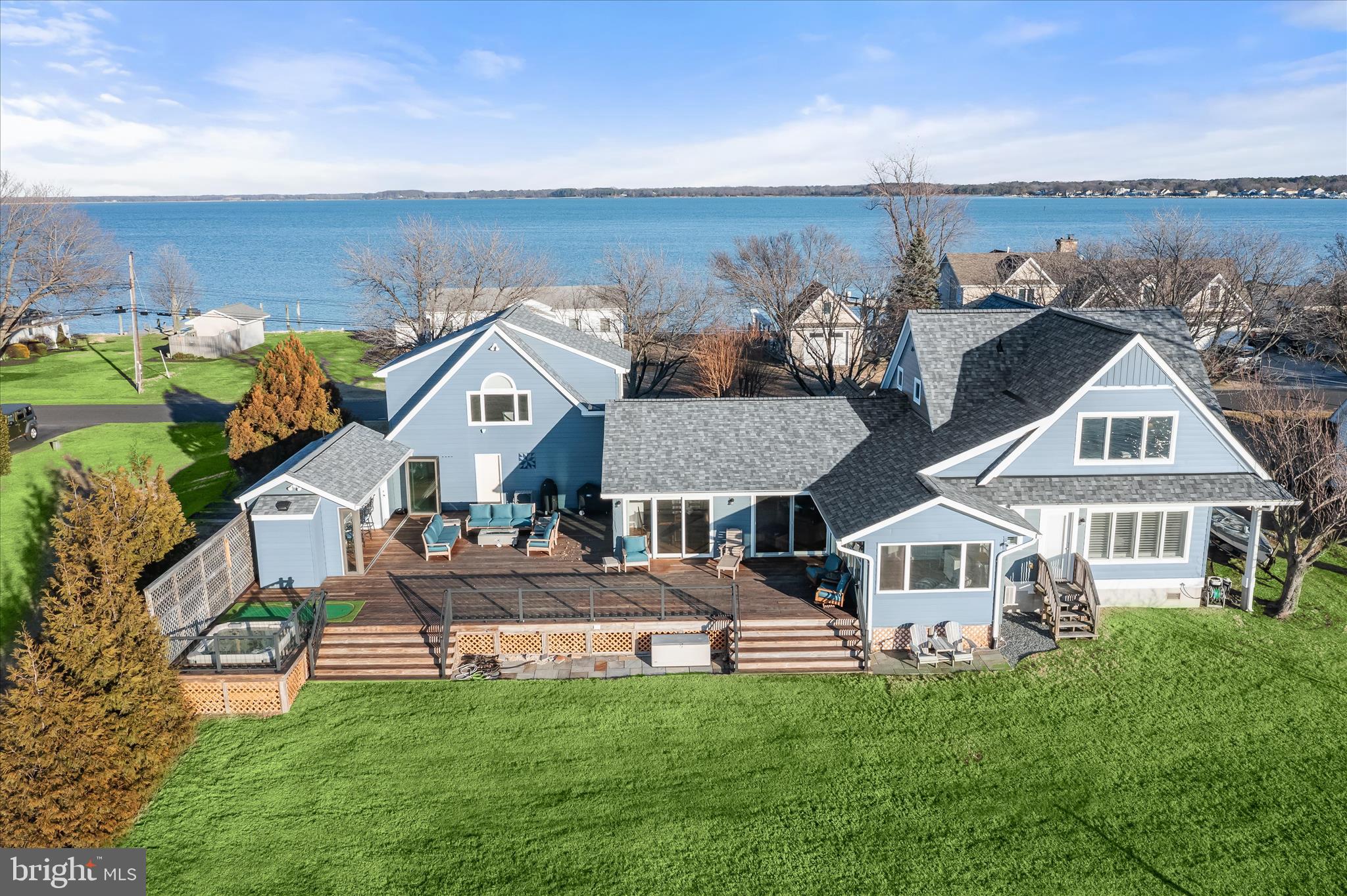 LONG POINT - Residential