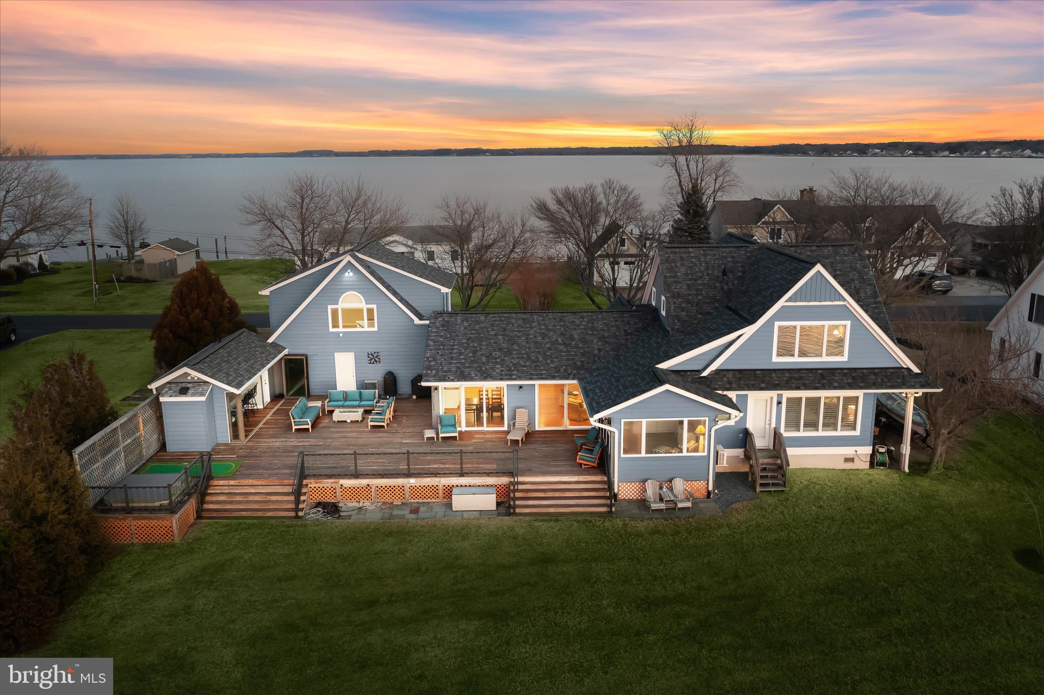 LONG POINT - Residential