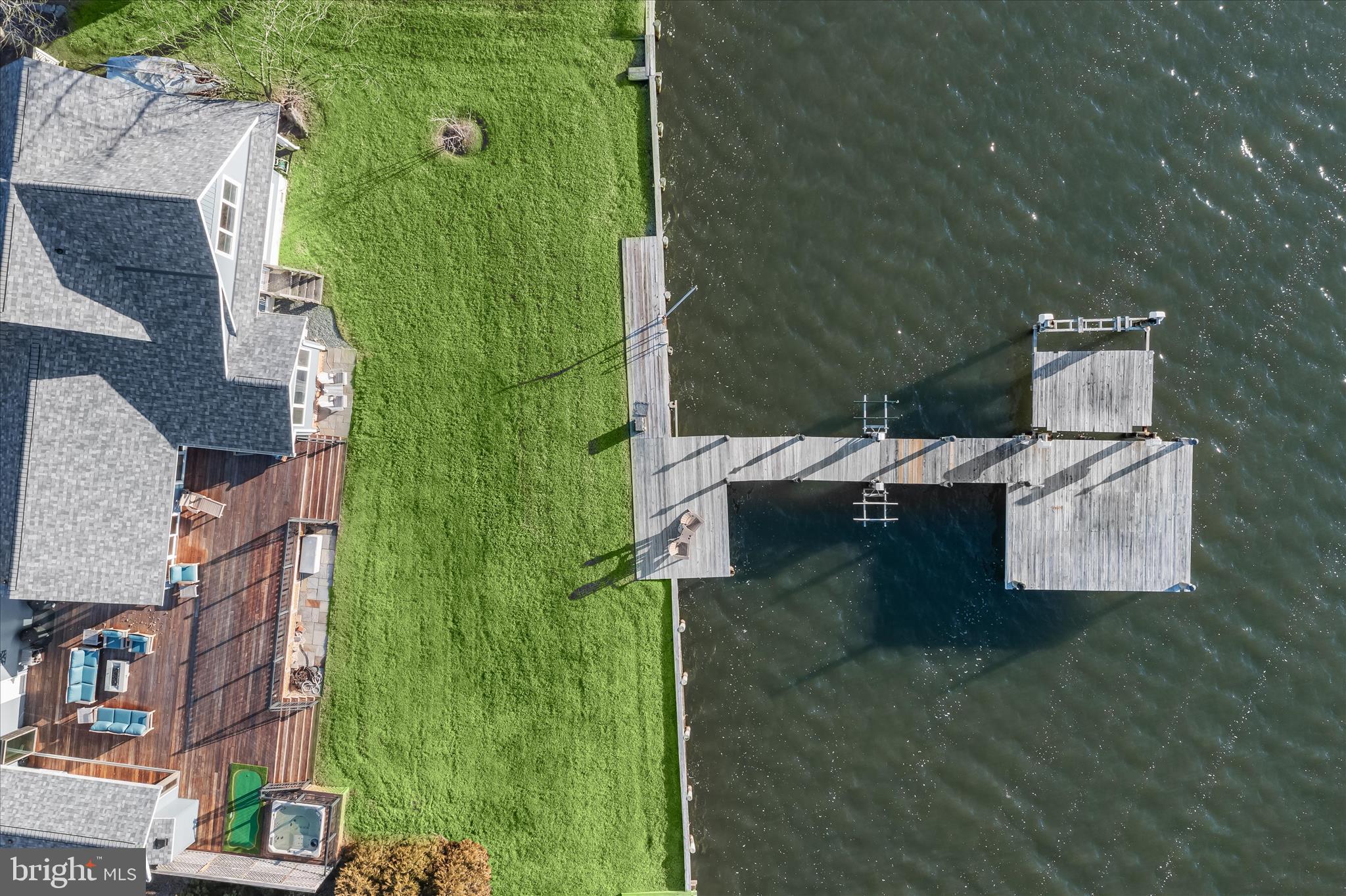 LONG POINT - Residential