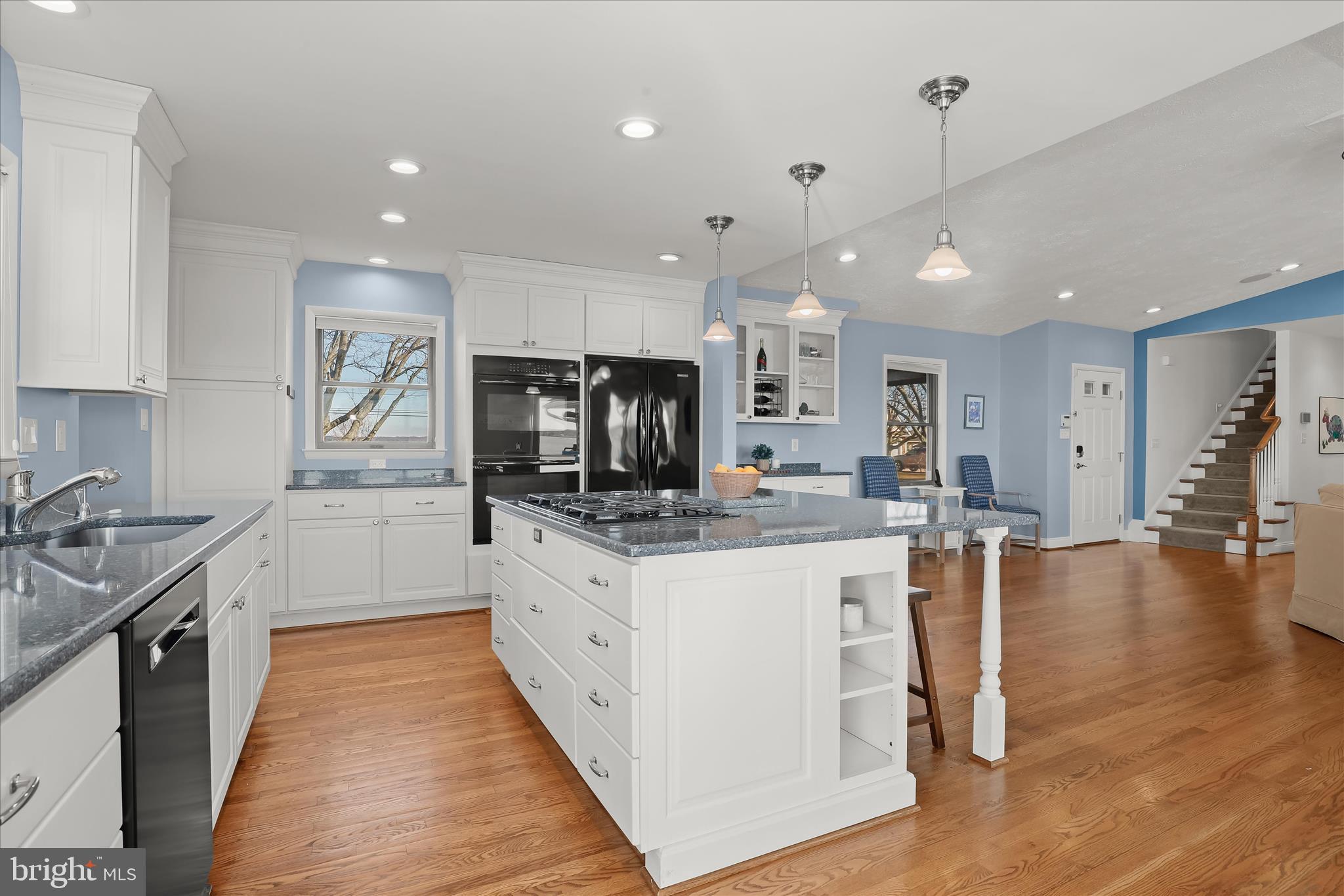 LONG POINT - Residential