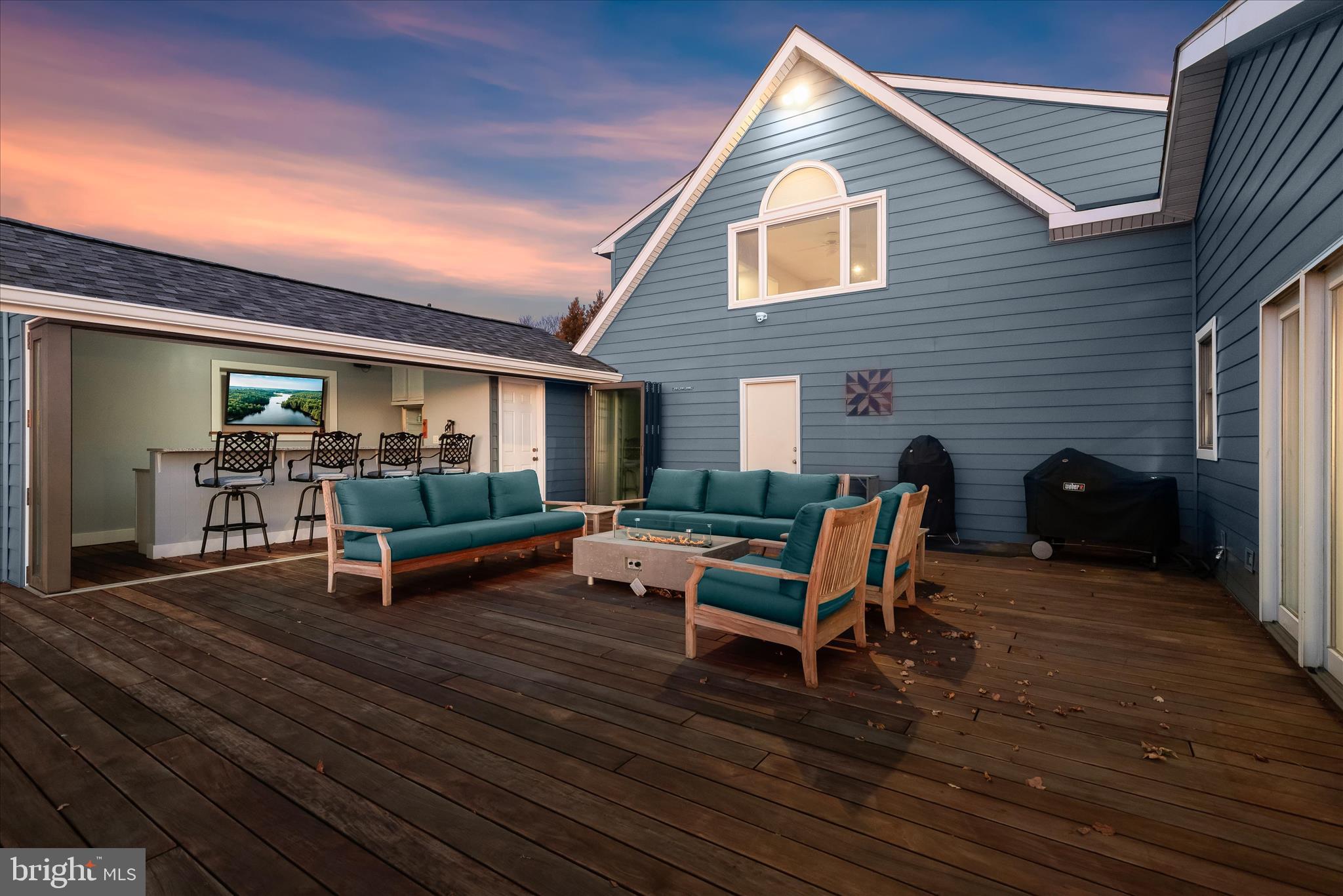 LONG POINT - Residential