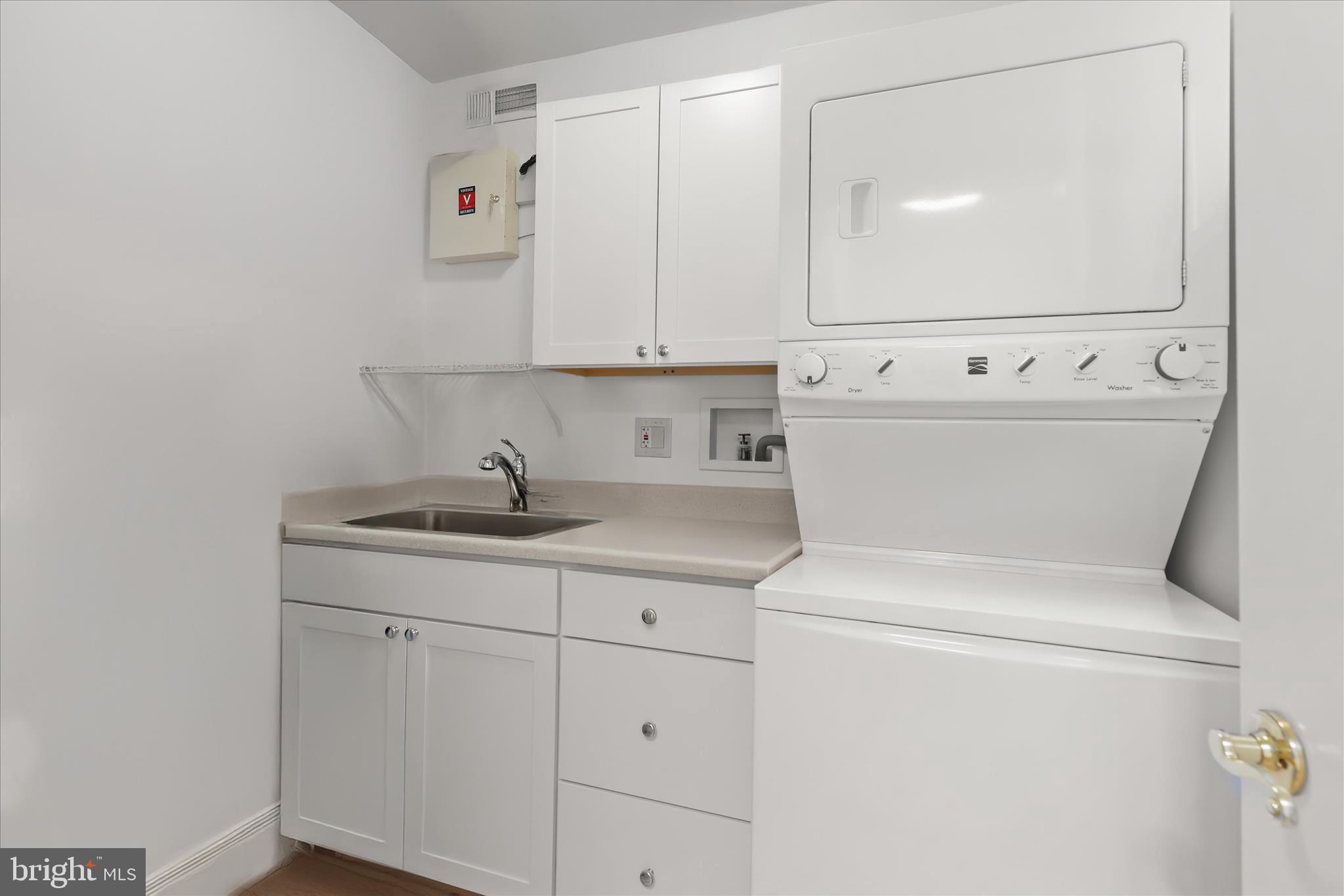 LONG POINT - Residential