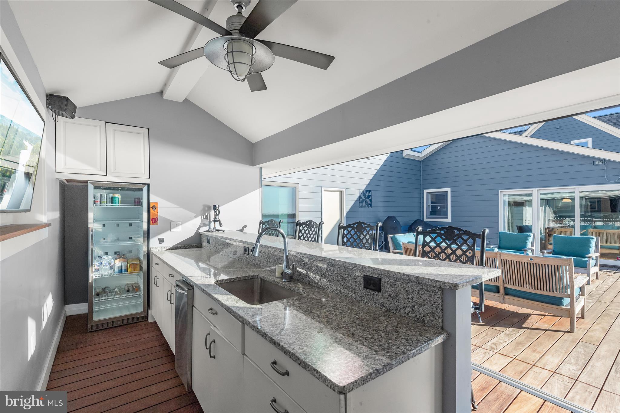 LONG POINT - Residential