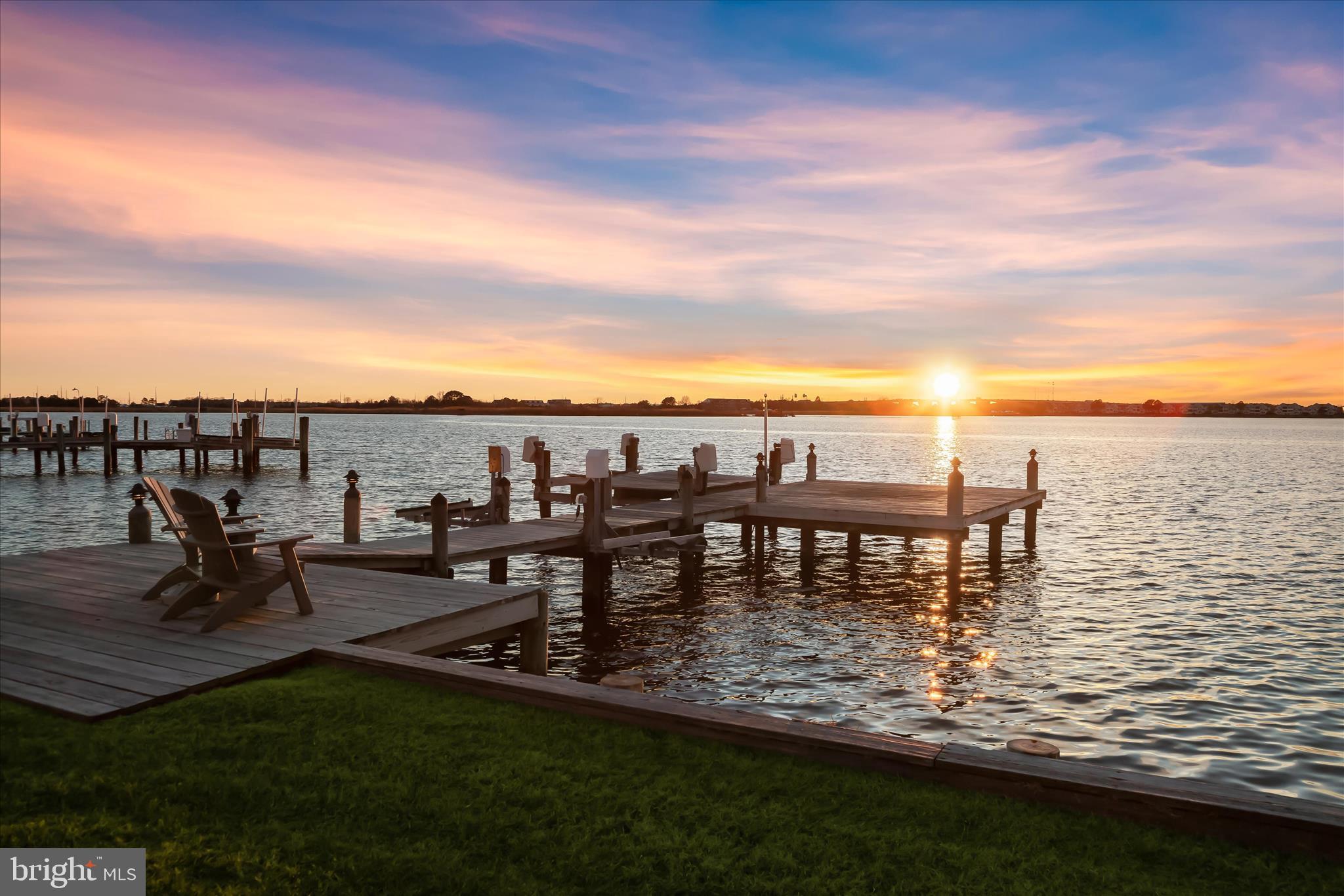 LONG POINT - Residential