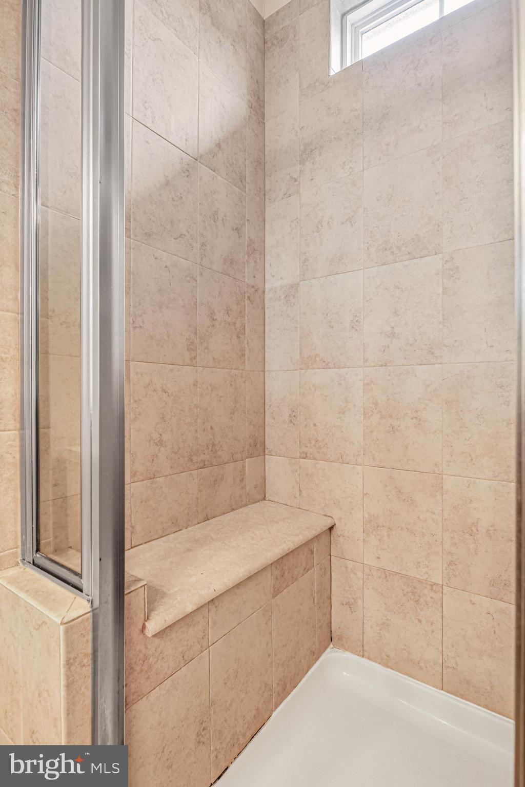 TANYARD SPRINGS TOWNHOMES - Residential