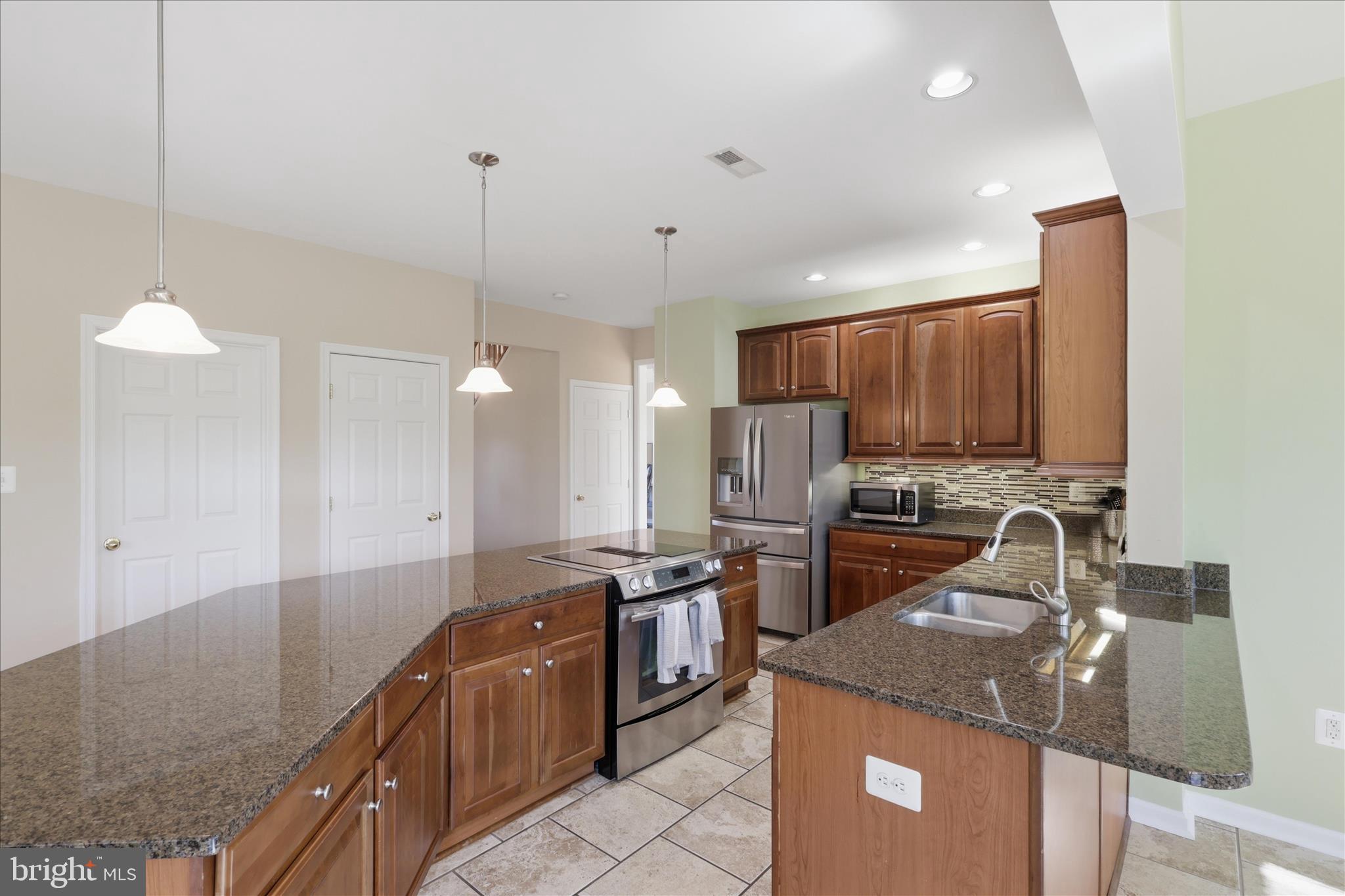 FLETCHER'S GROVE - Residential