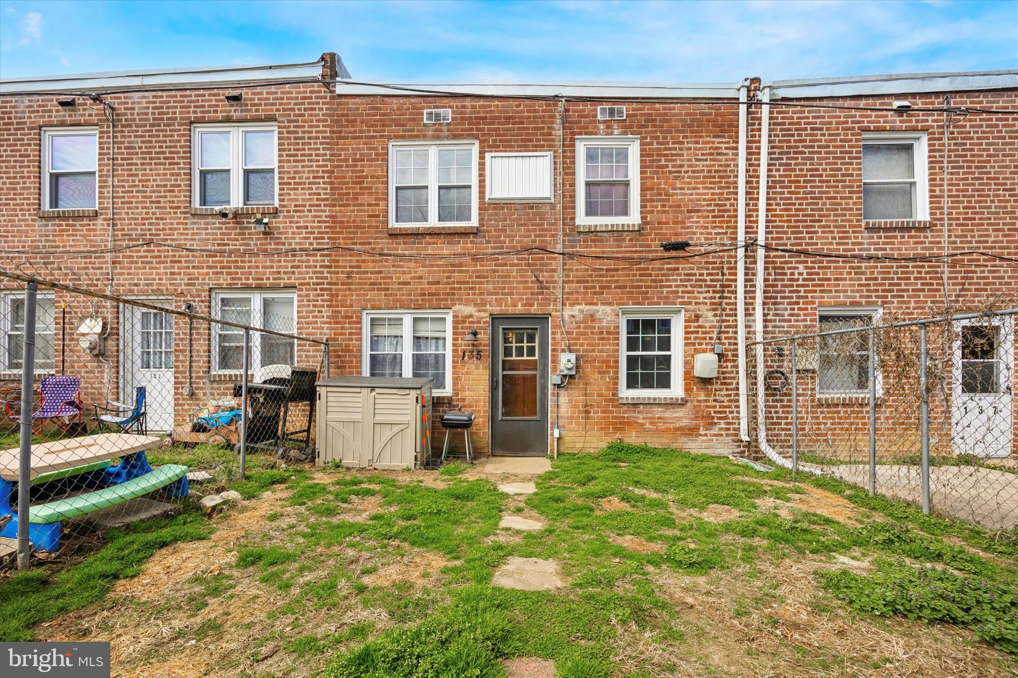 LINWOOD - Residential