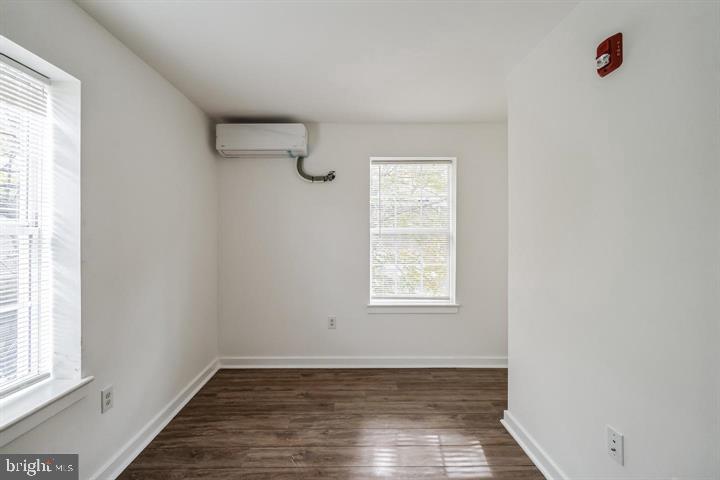 UNIVERSITY CITY - Residential Lease