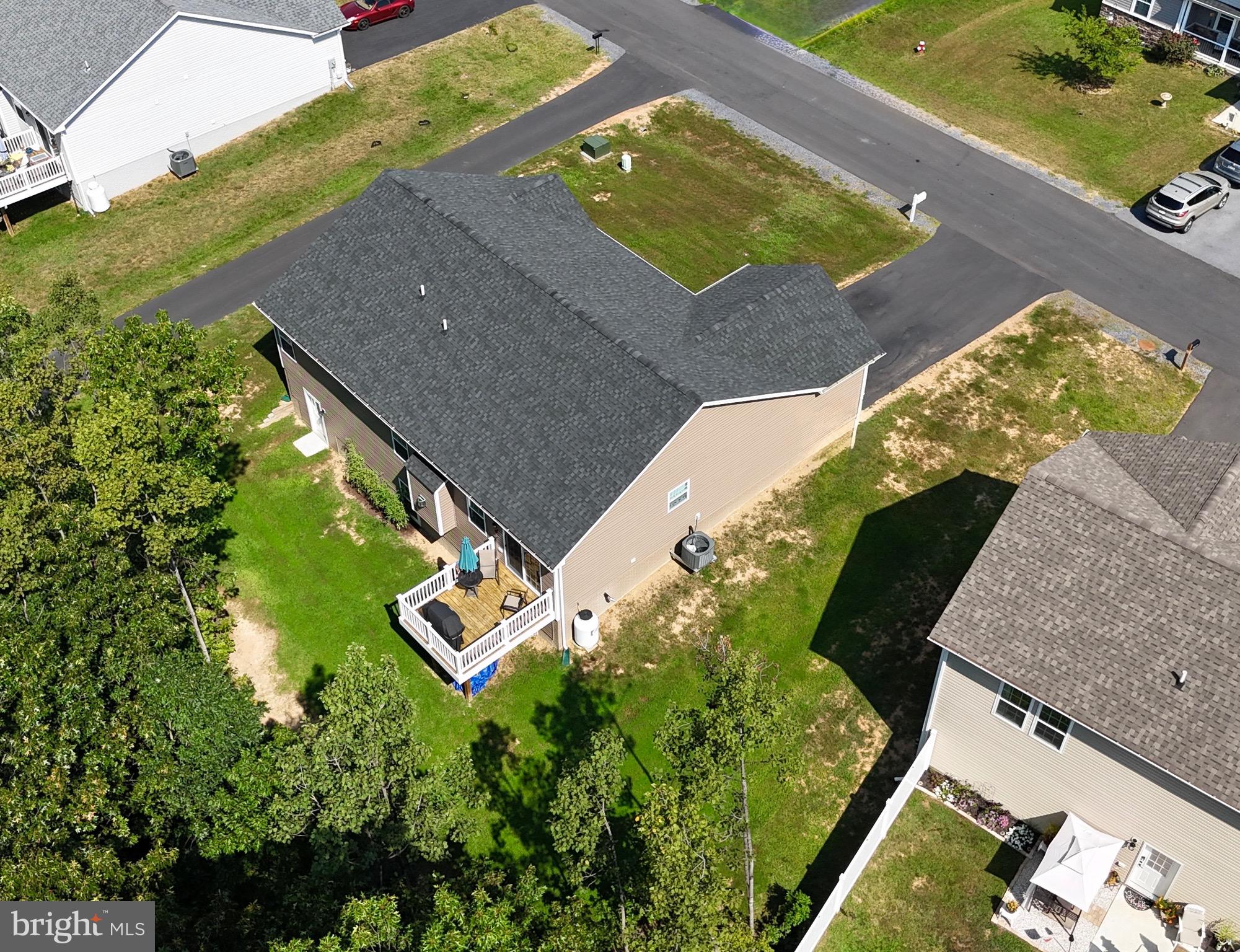 MIDDLE CREEK MANOR - Residential