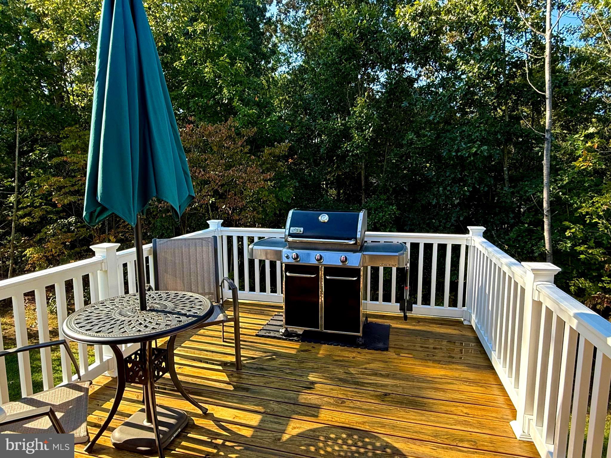 MIDDLE CREEK MANOR - Residential