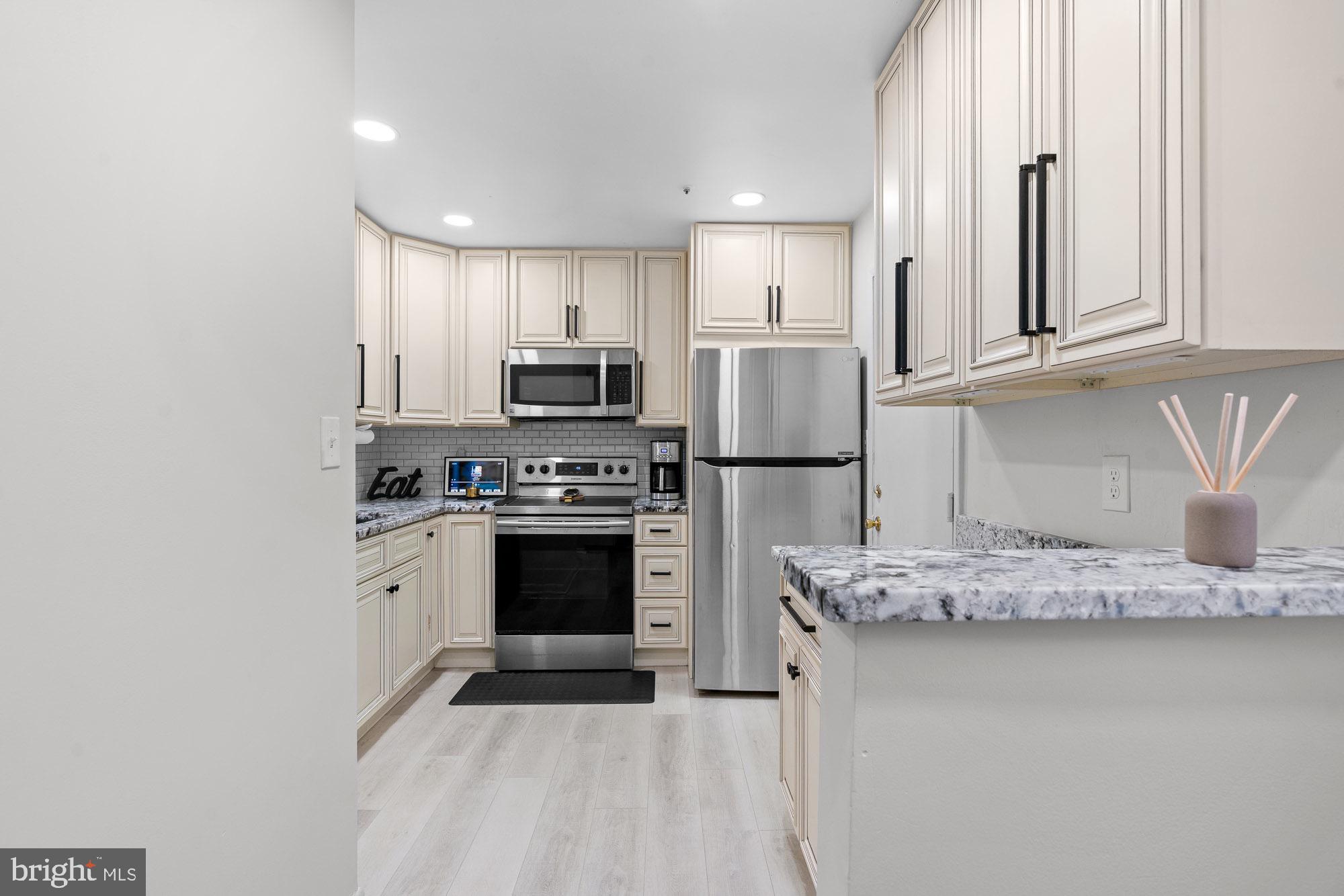 4707 SUMMERTIME DRIVE