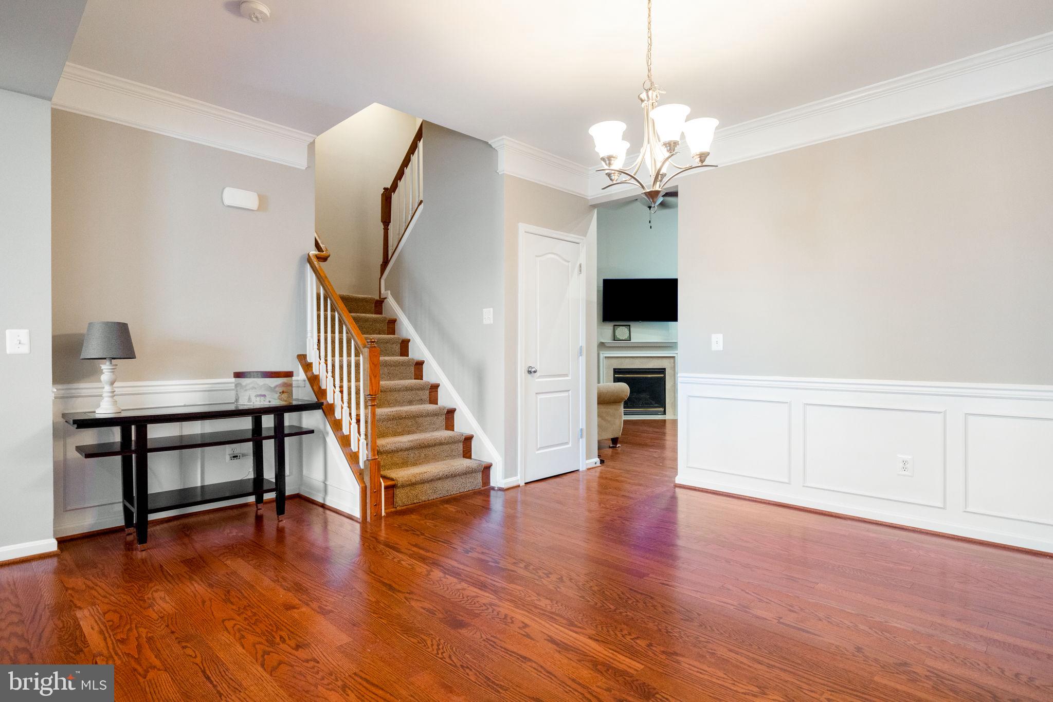 LANSDOWNE TOWN CENTER - Residential