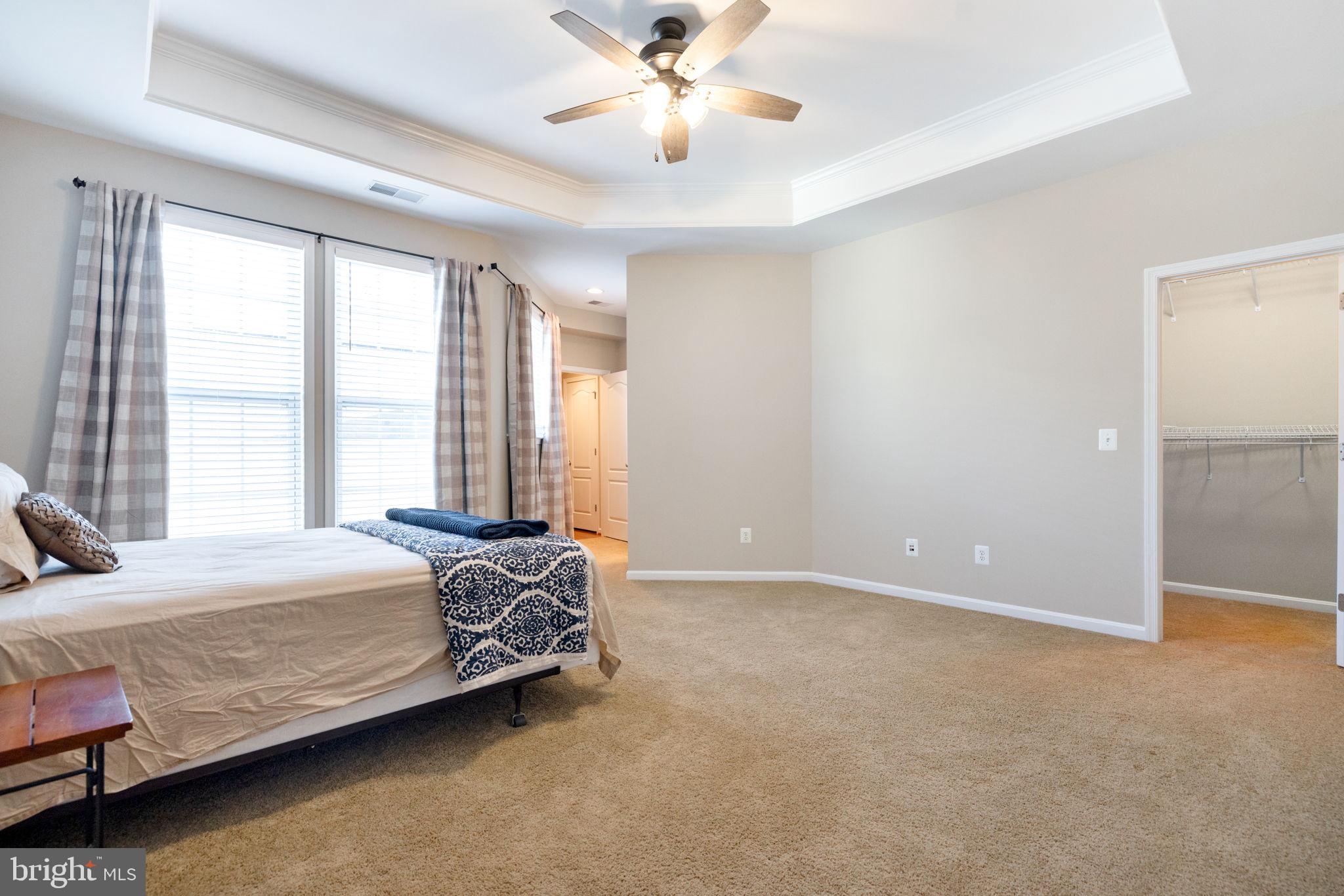 LANSDOWNE TOWN CENTER - Residential