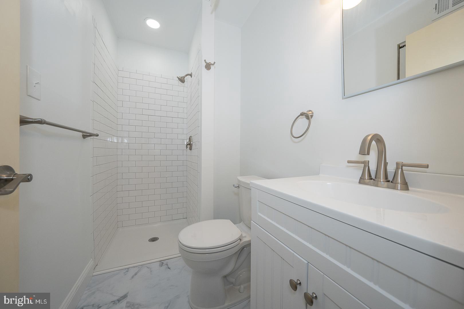 CHESTERBROOK - Residential Lease