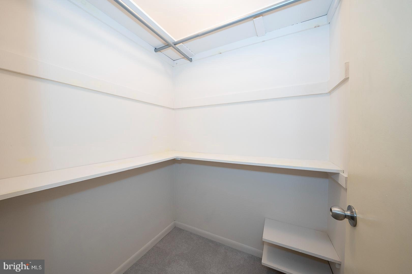 CHESTERBROOK - Residential Lease