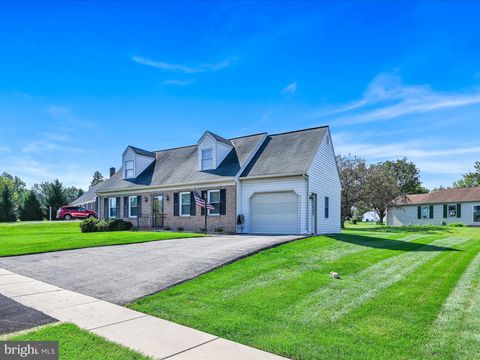 Photo of 104 Dorianne Drive, Willow Street, PA 17584 (MLS # PALA2056486)