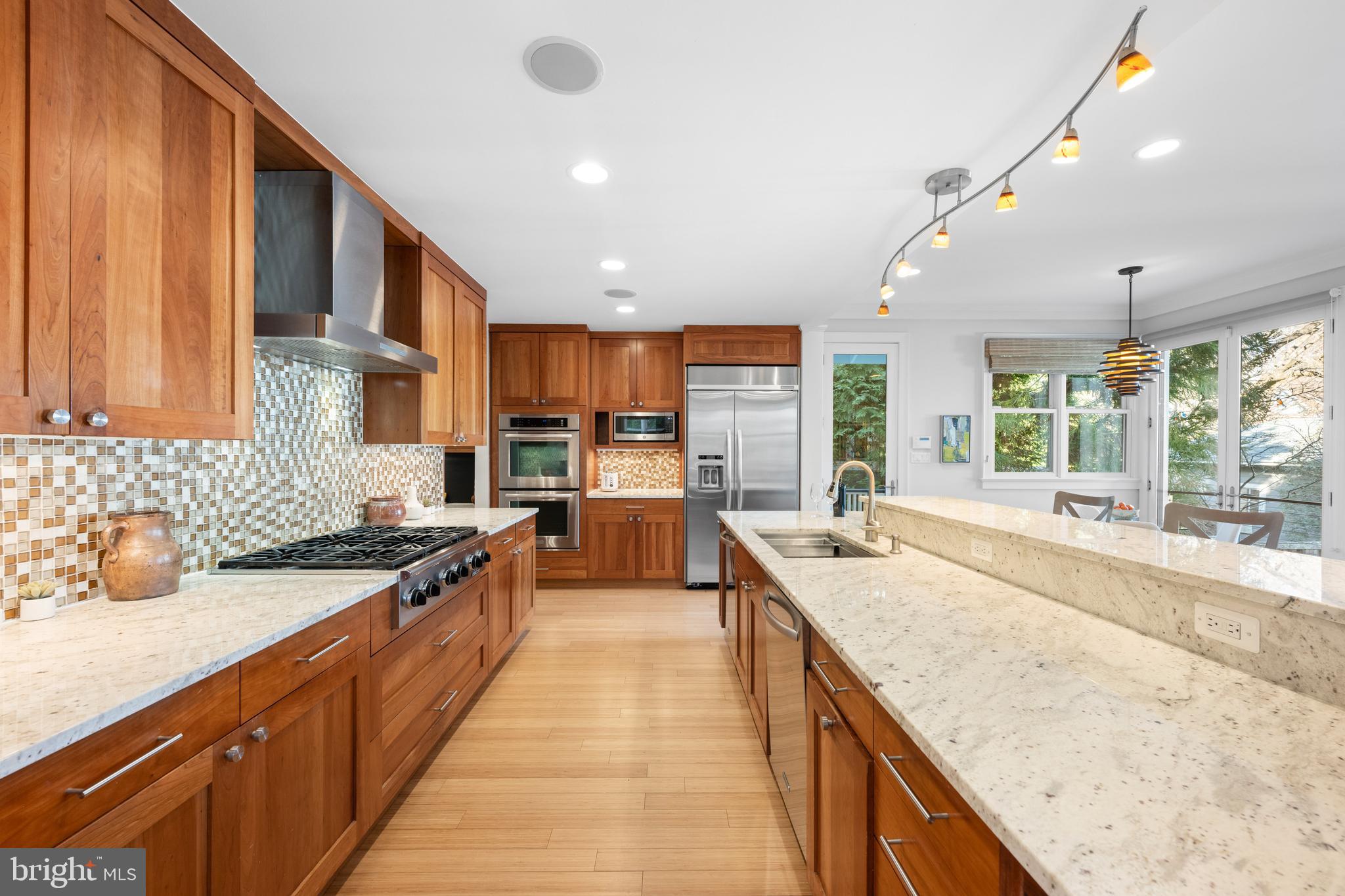 CHEVY CHASE - Residential