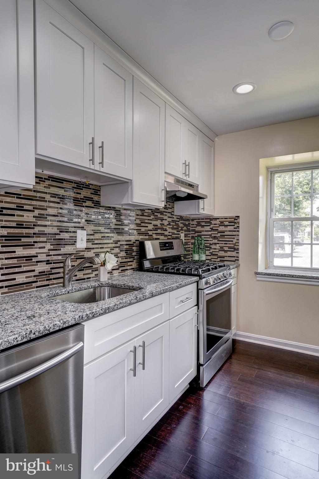 PINEWOOD GREENS - Residential