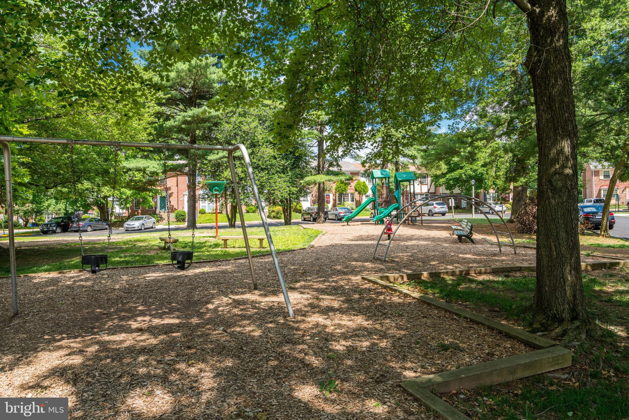 PINEWOOD GREENS - Residential