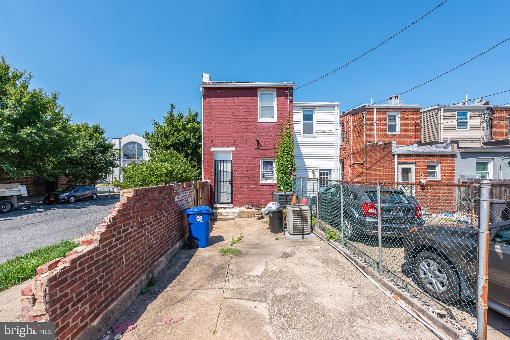 HIGHLANDTOWN - Residential Income
