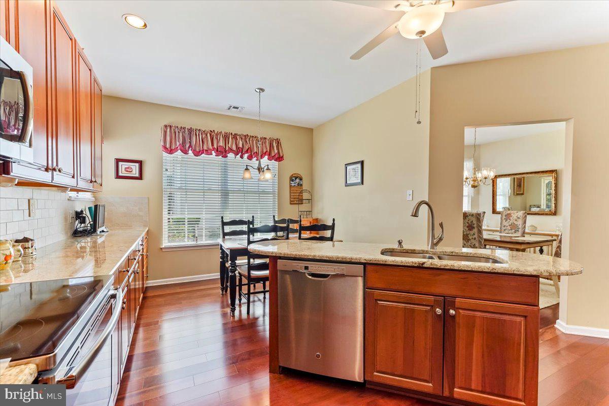 FOX HILL FARM - Residential