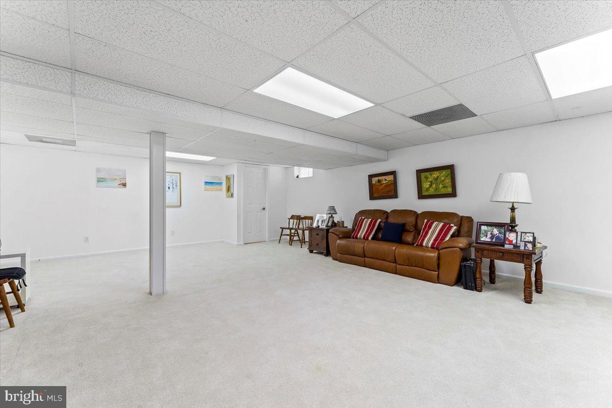 FOX HILL FARM - Residential