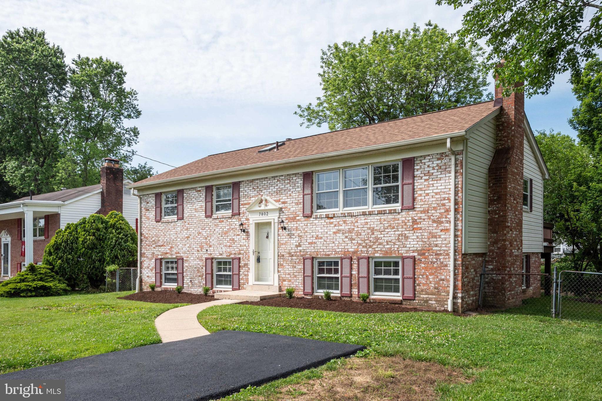 HAYFIELD FARM - Residential