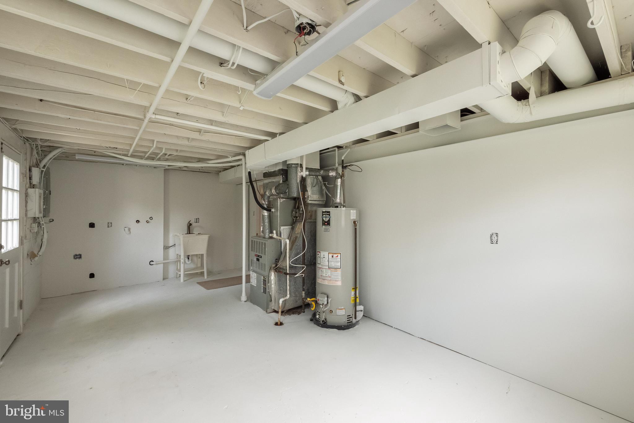 HAYFIELD FARM - Residential