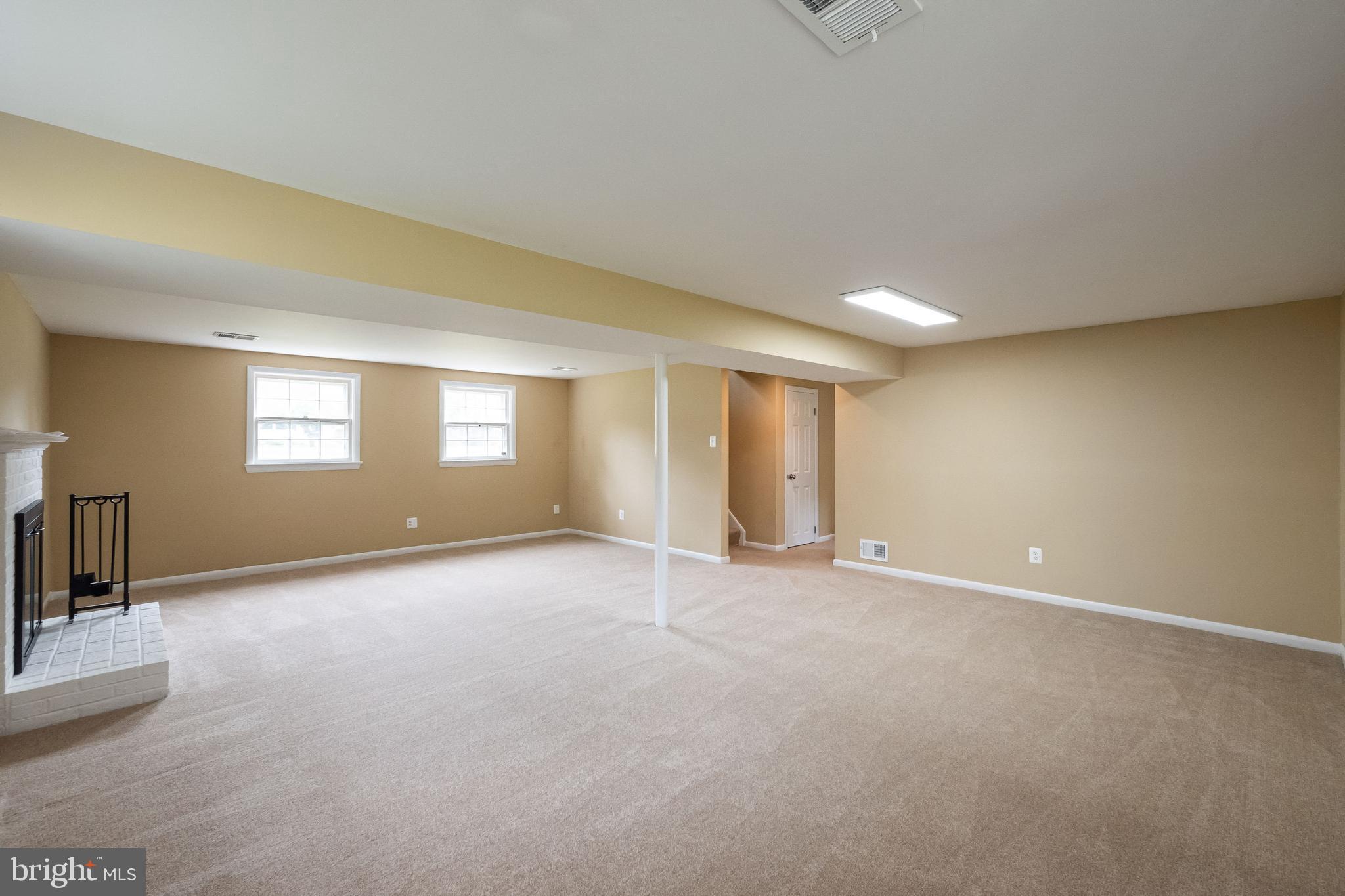 HAYFIELD FARM - Residential