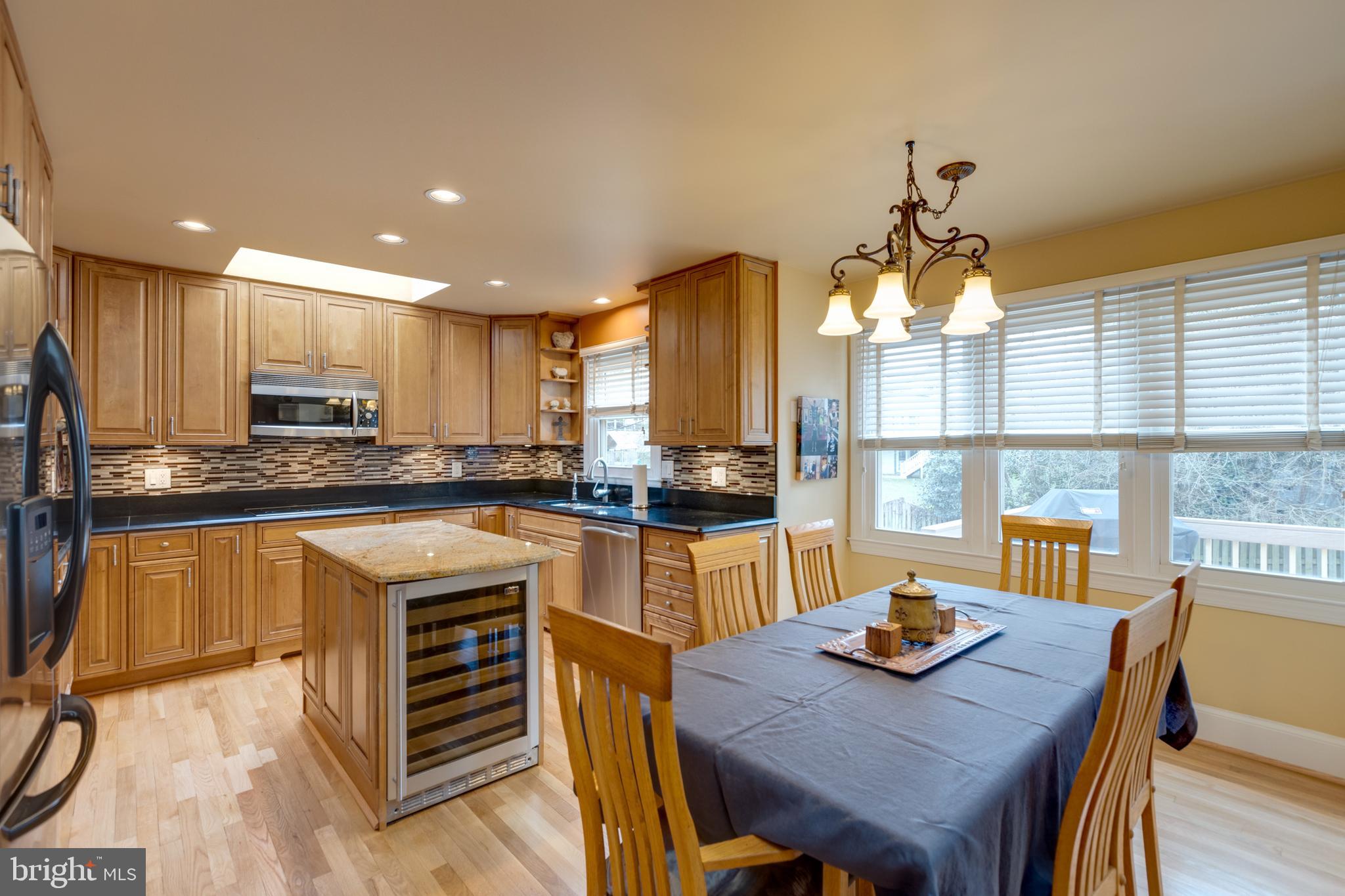 SUTTON WOODS - Residential