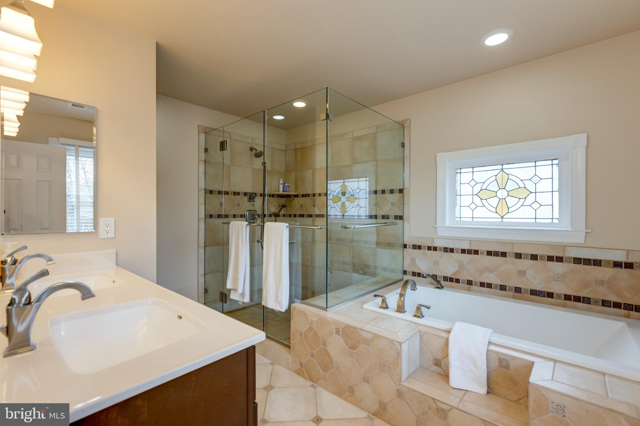 SUTTON WOODS - Residential