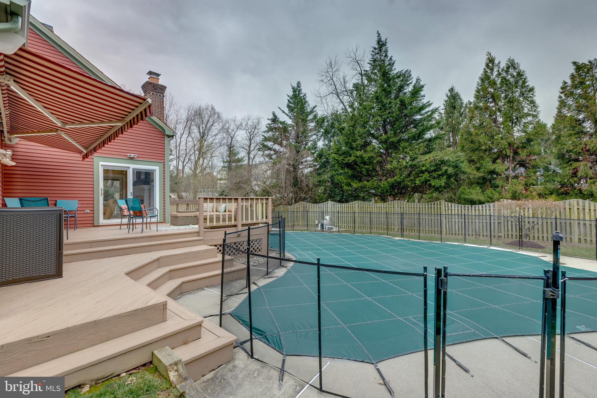 SUTTON WOODS - Residential