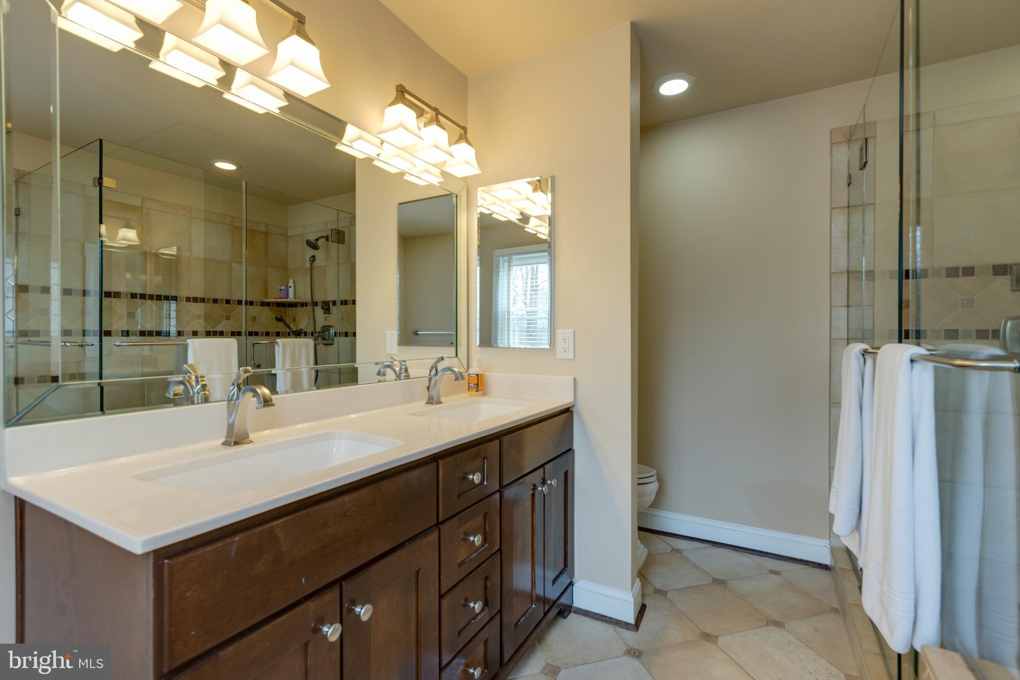 SUTTON WOODS - Residential