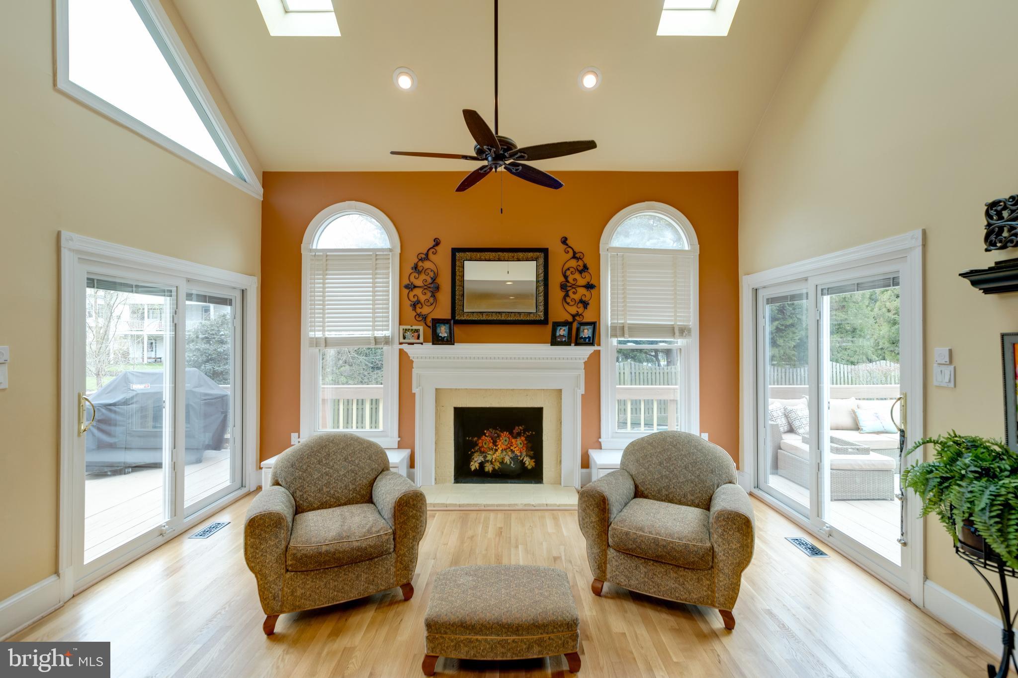 SUTTON WOODS - Residential