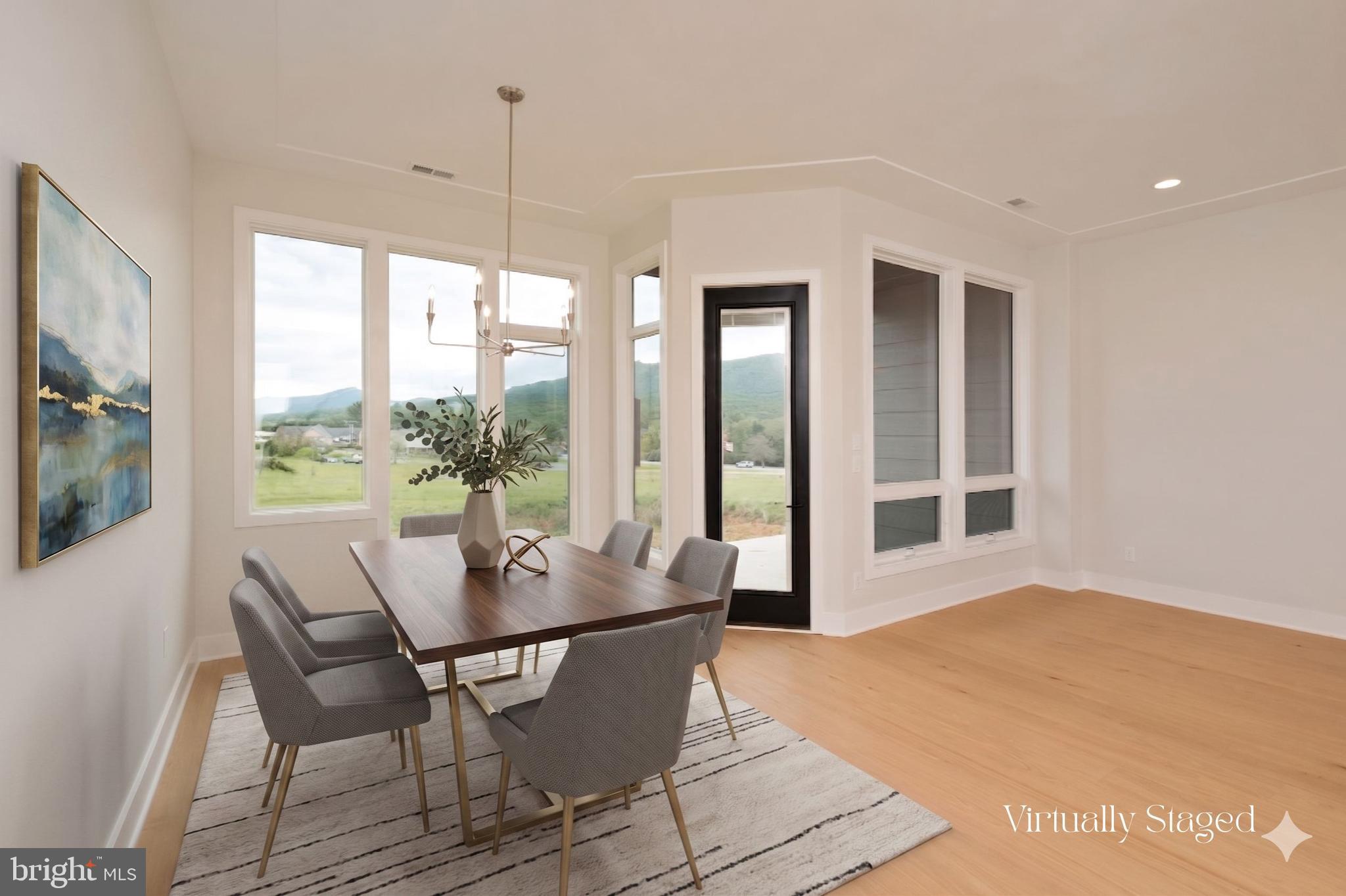 CROSSROADS FARM - Residential
