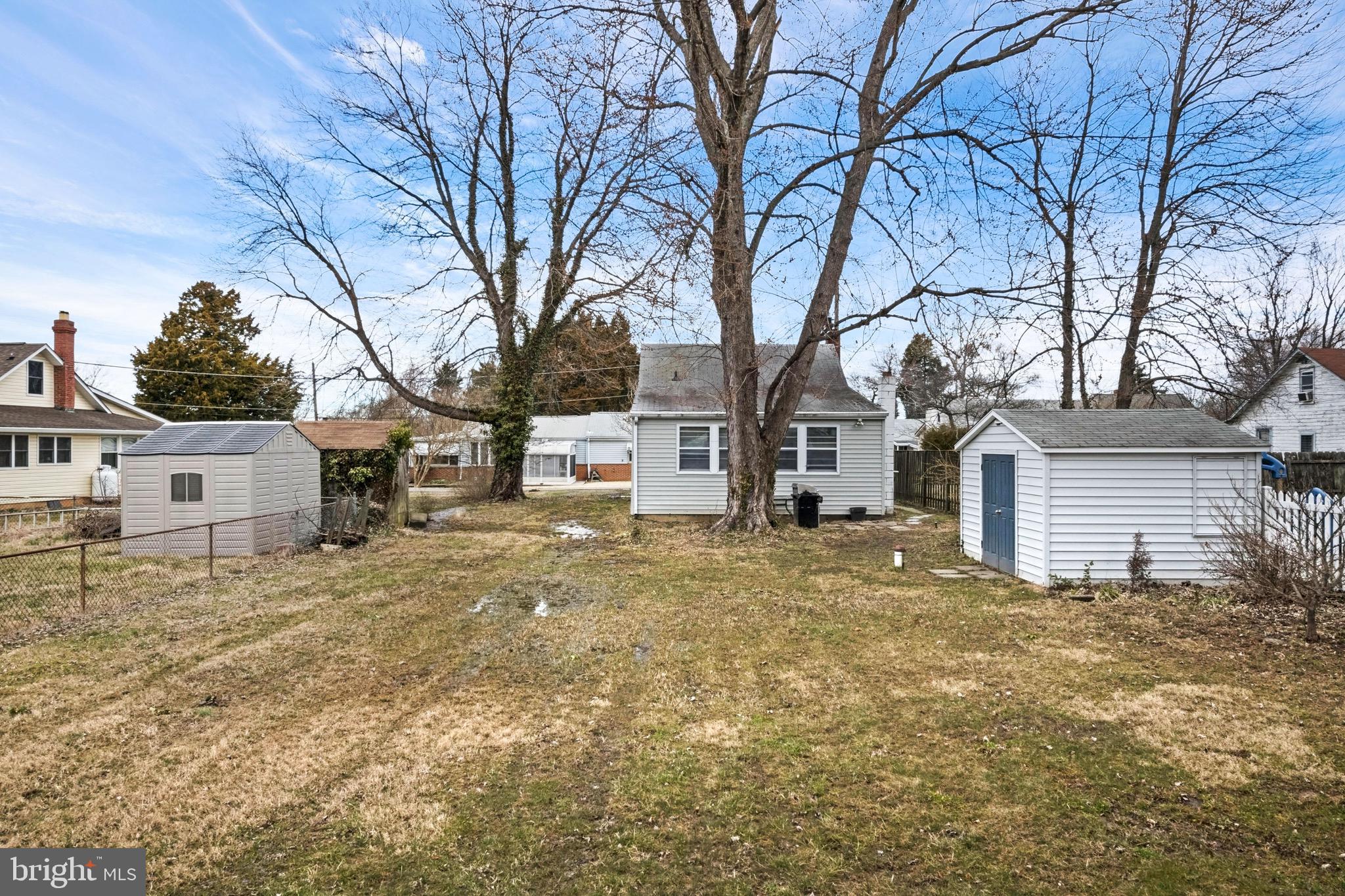 SHOREHAM BEACH - Residential