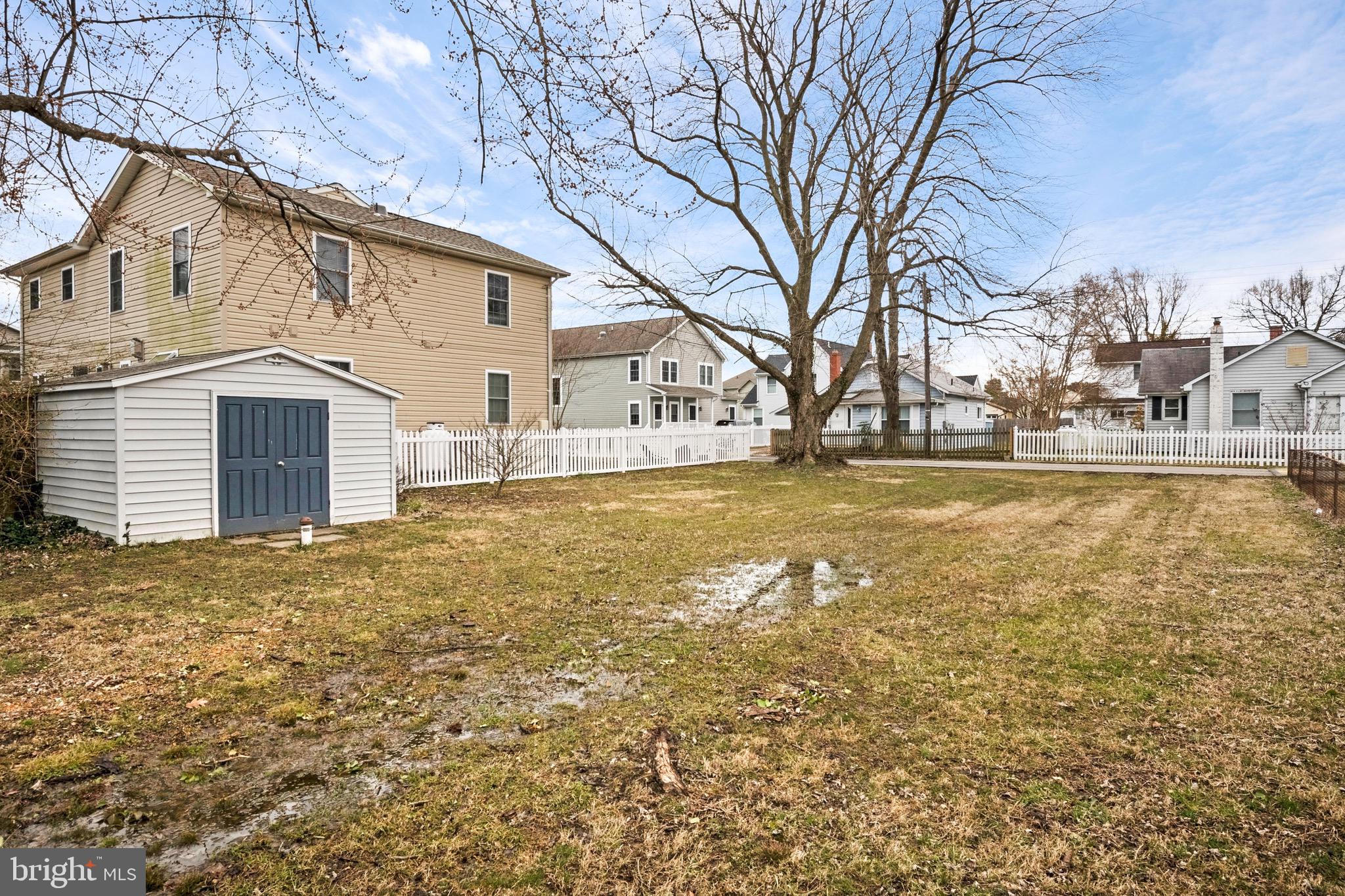 SHOREHAM BEACH - Residential