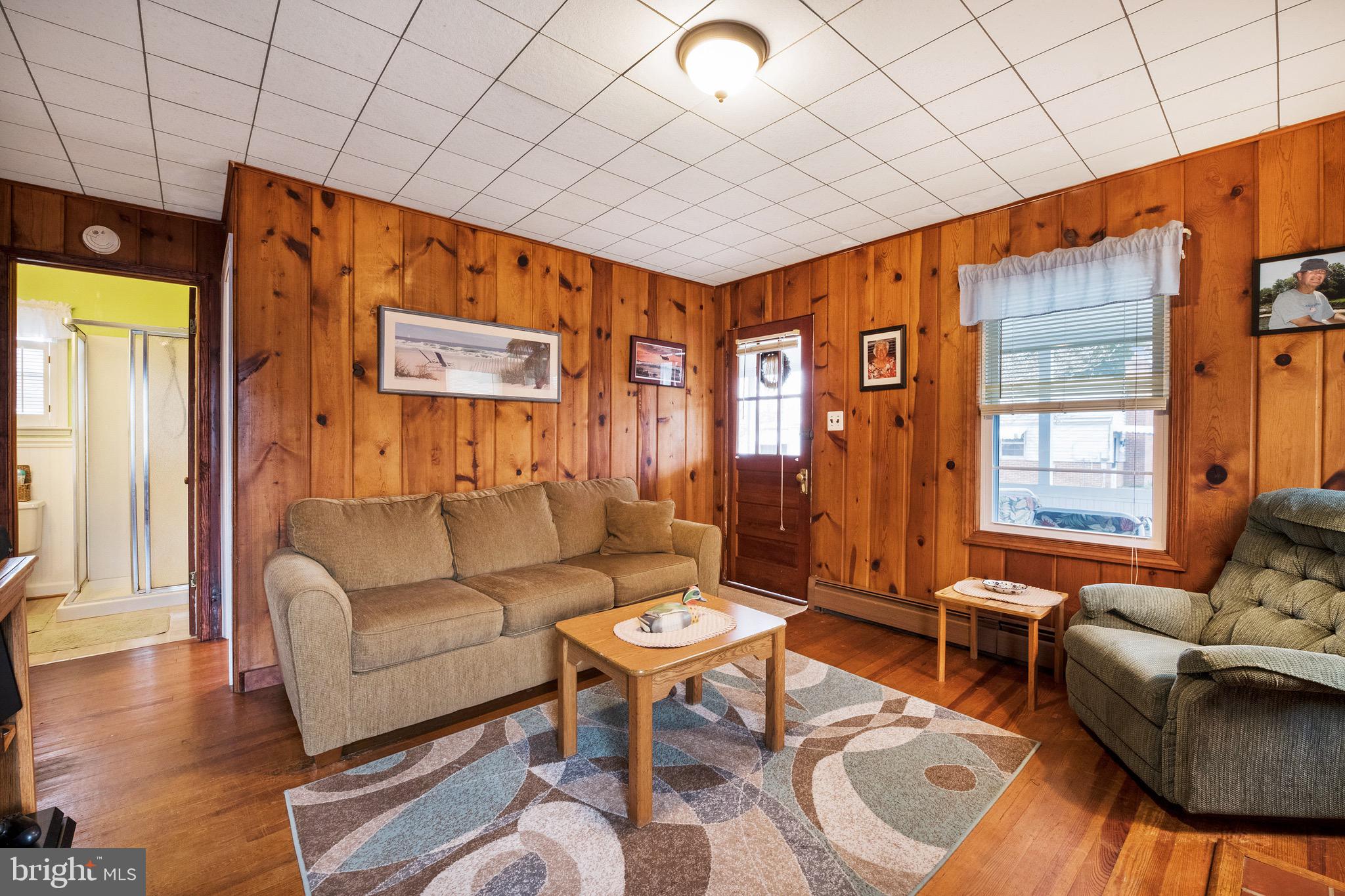 SHOREHAM BEACH - Residential