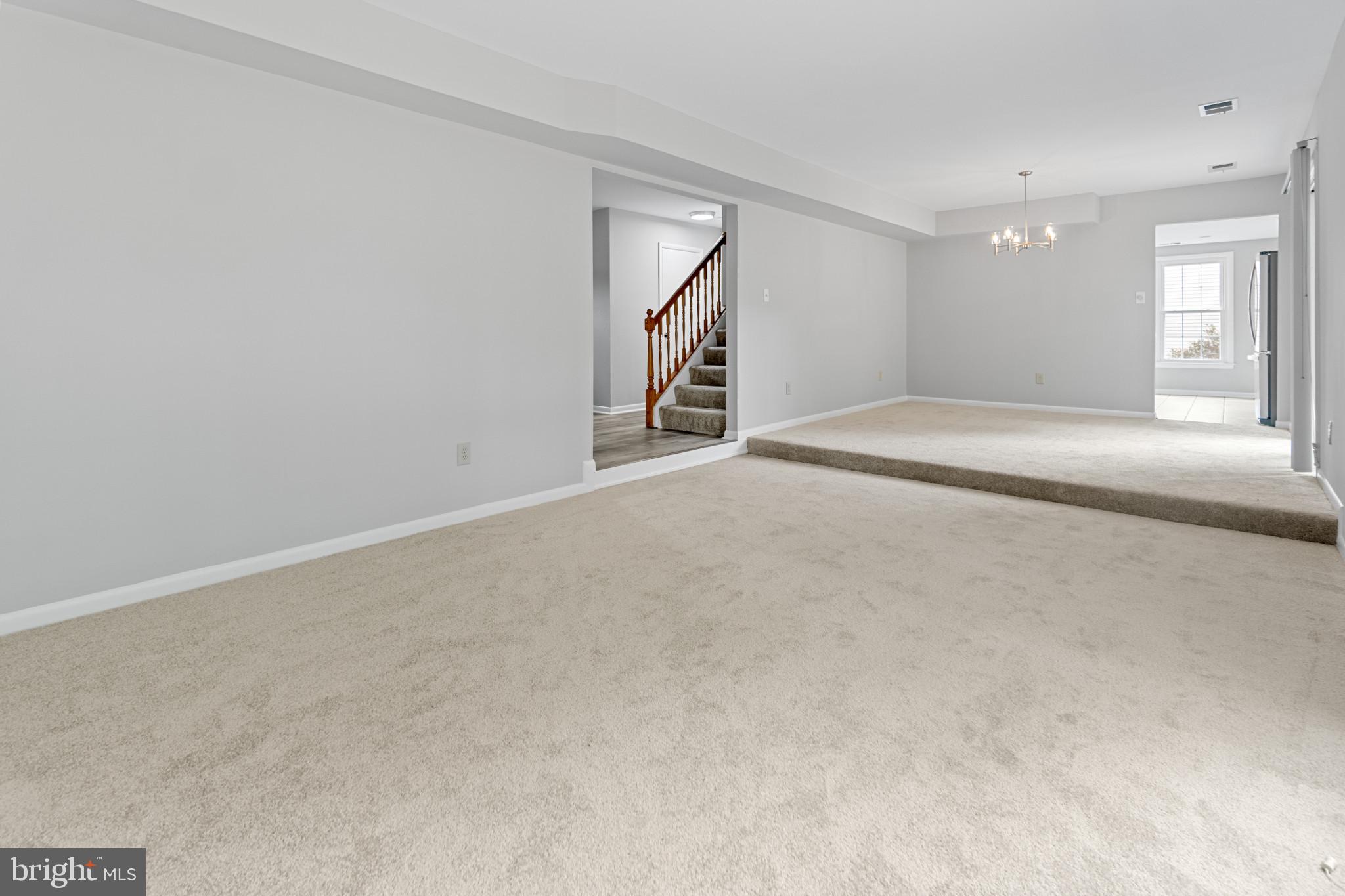 KINGSTON CHASE - Residential Lease