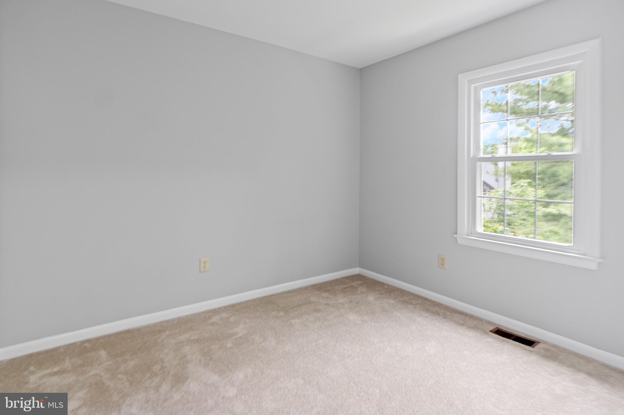 KINGSTON CHASE - Residential Lease