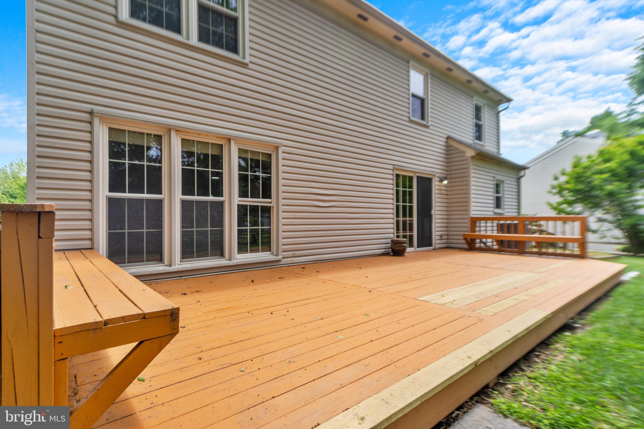 KINGSTON CHASE - Residential Lease