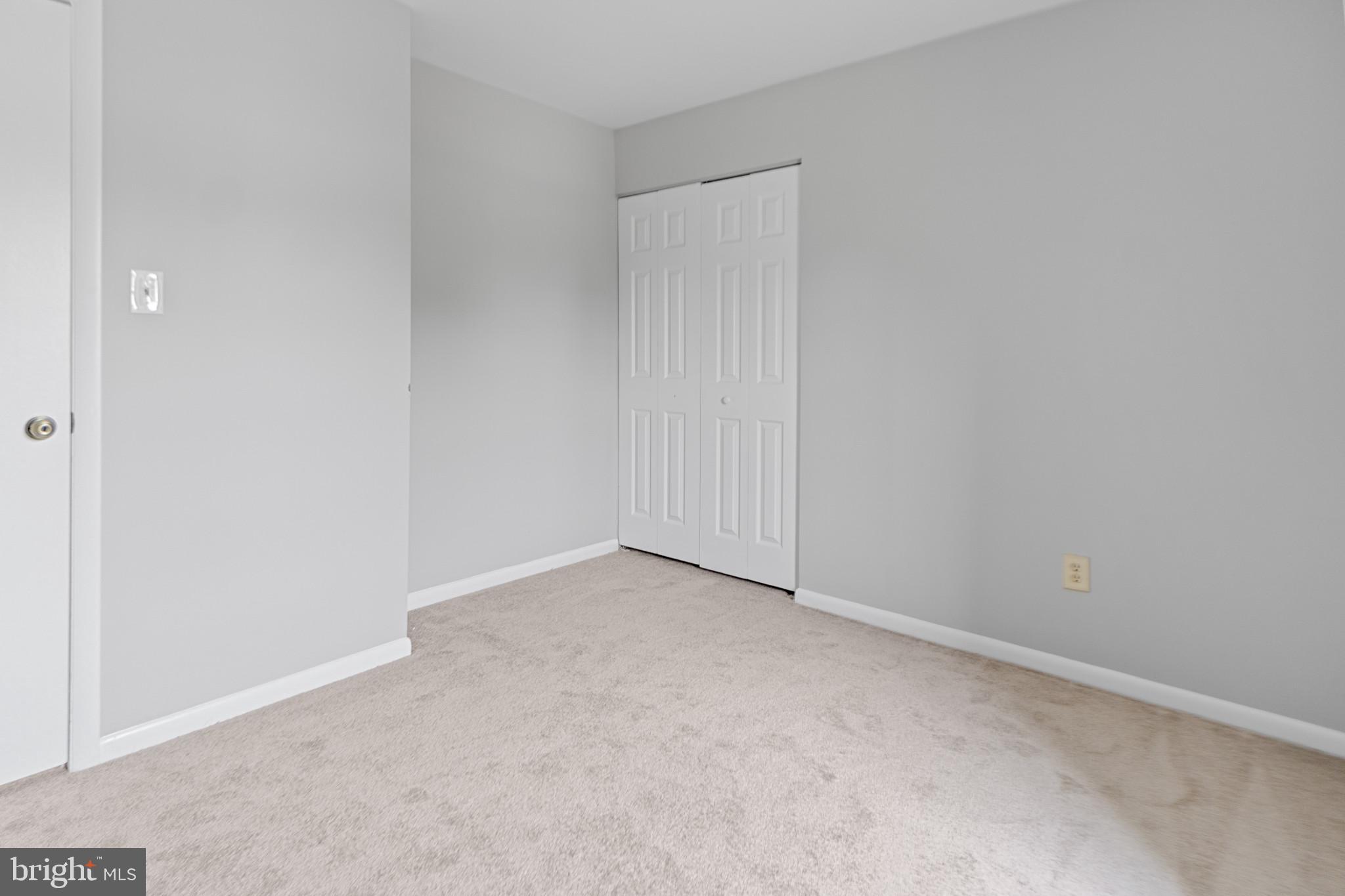 KINGSTON CHASE - Residential Lease