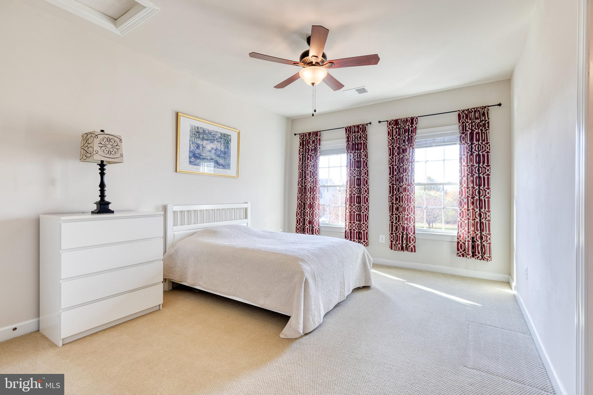 THE WARFIELDS II - Residential