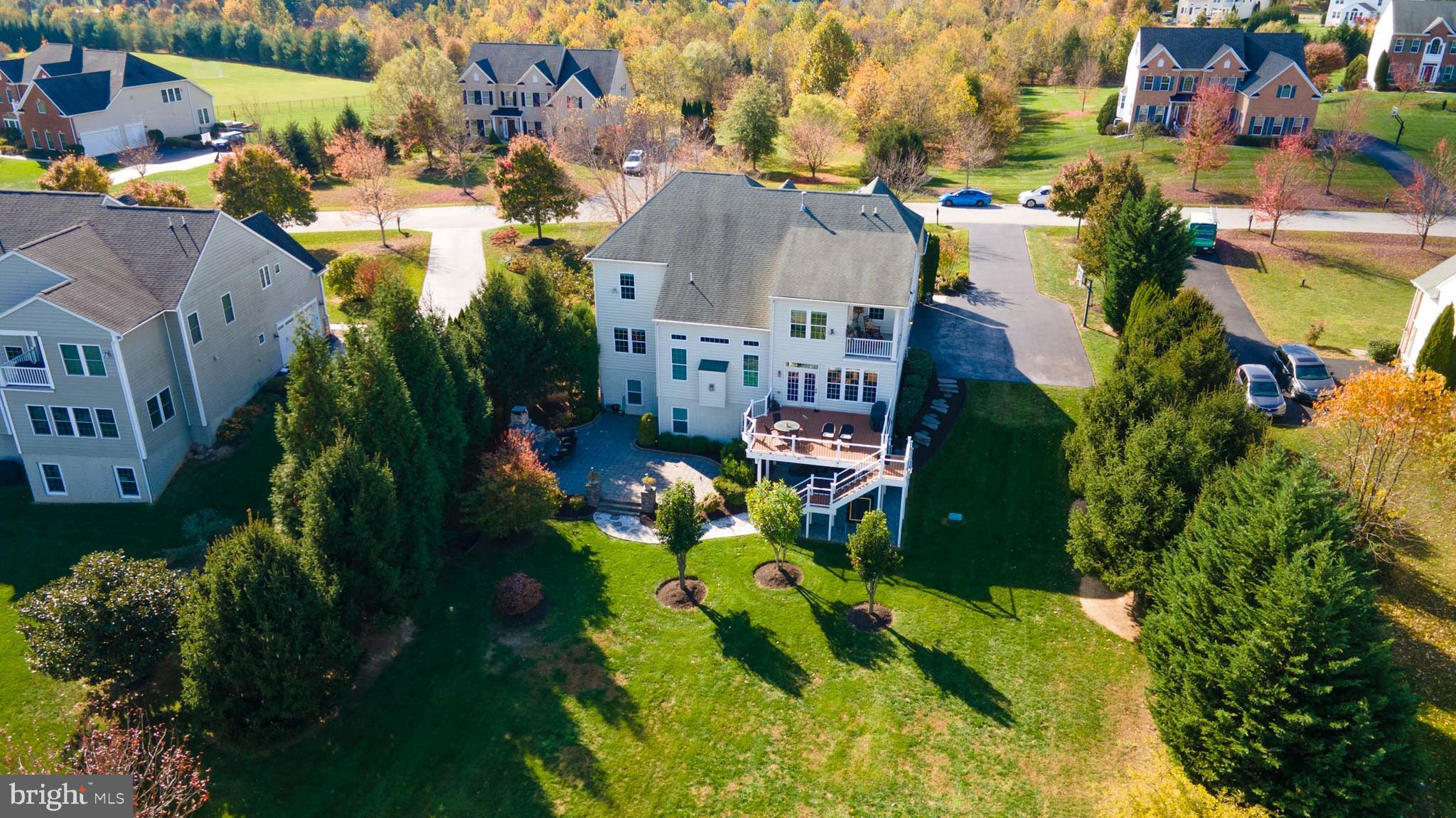 THE WARFIELDS II - Residential