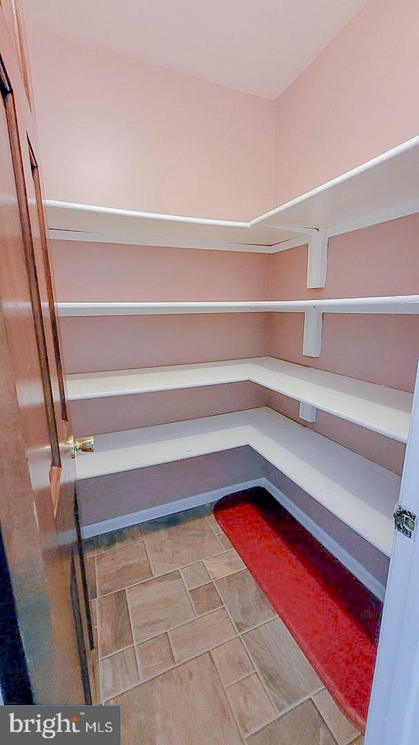 HOME ACRES - Residential Lease