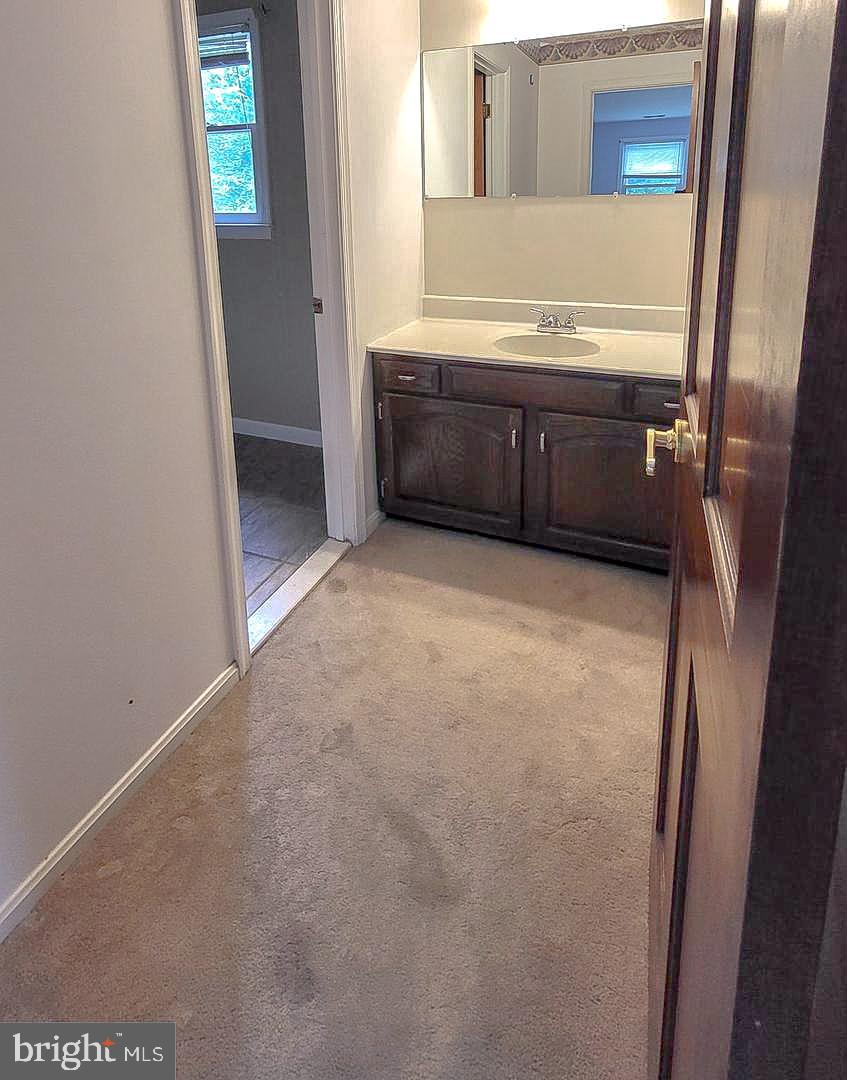 HOME ACRES - Residential Lease