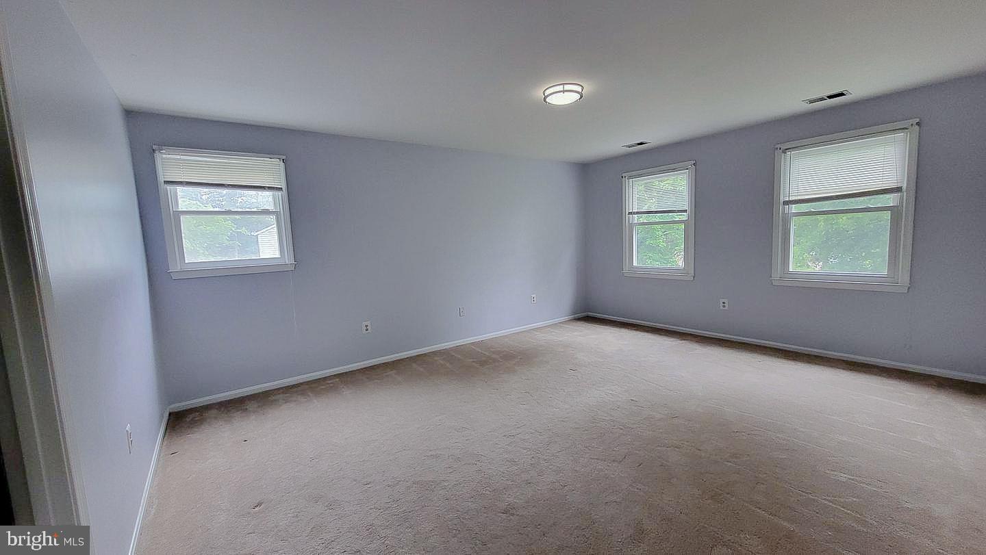 HOME ACRES - Residential Lease