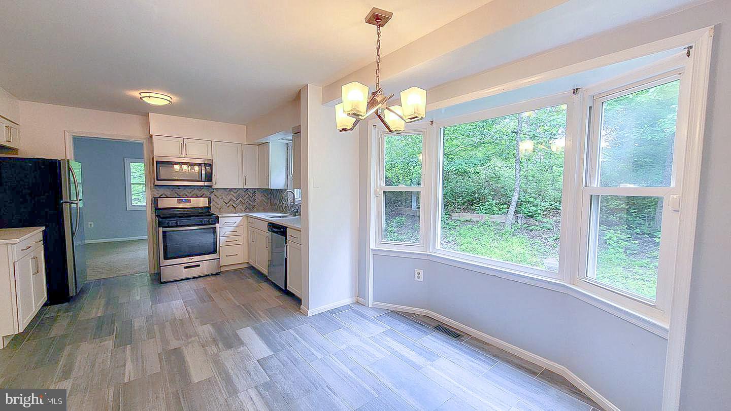 HOME ACRES - Residential Lease