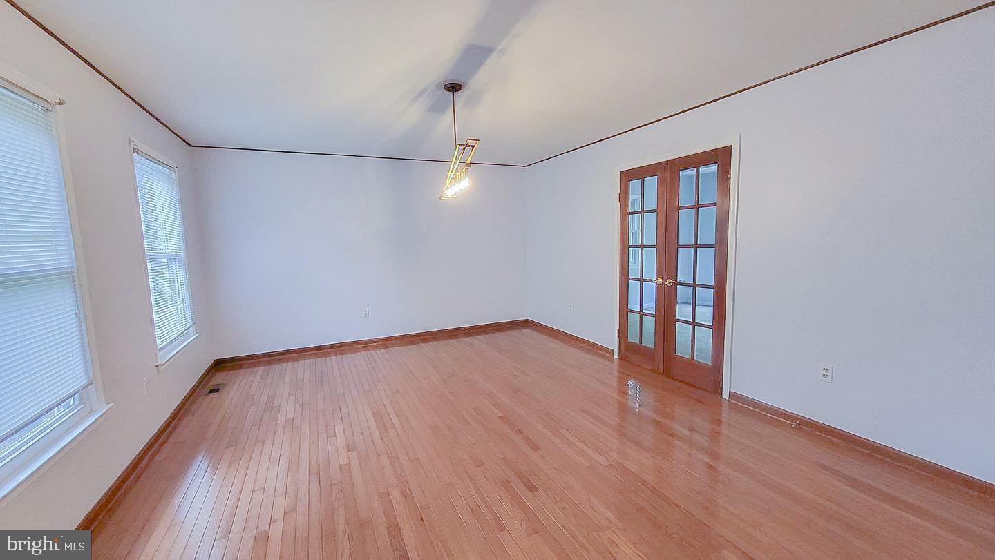 HOME ACRES - Residential Lease